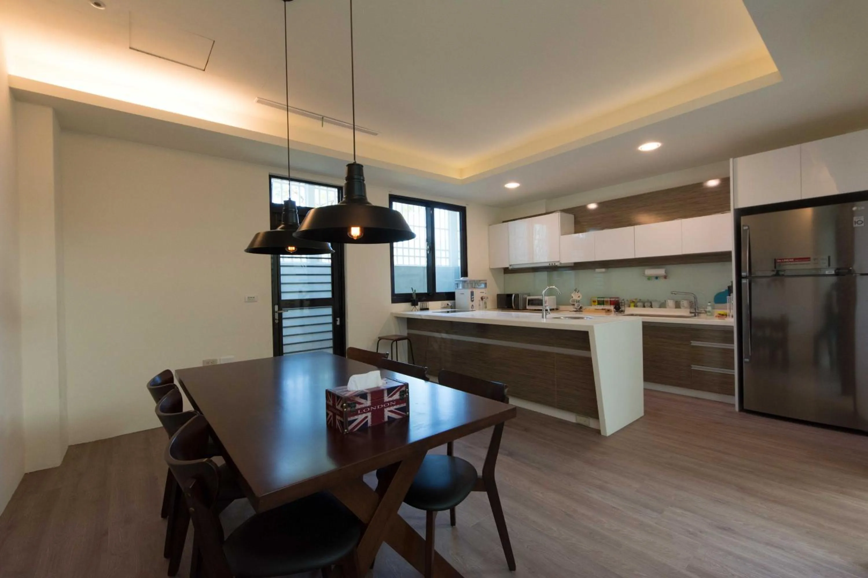 Kitchen or kitchenette in First Quality B&B