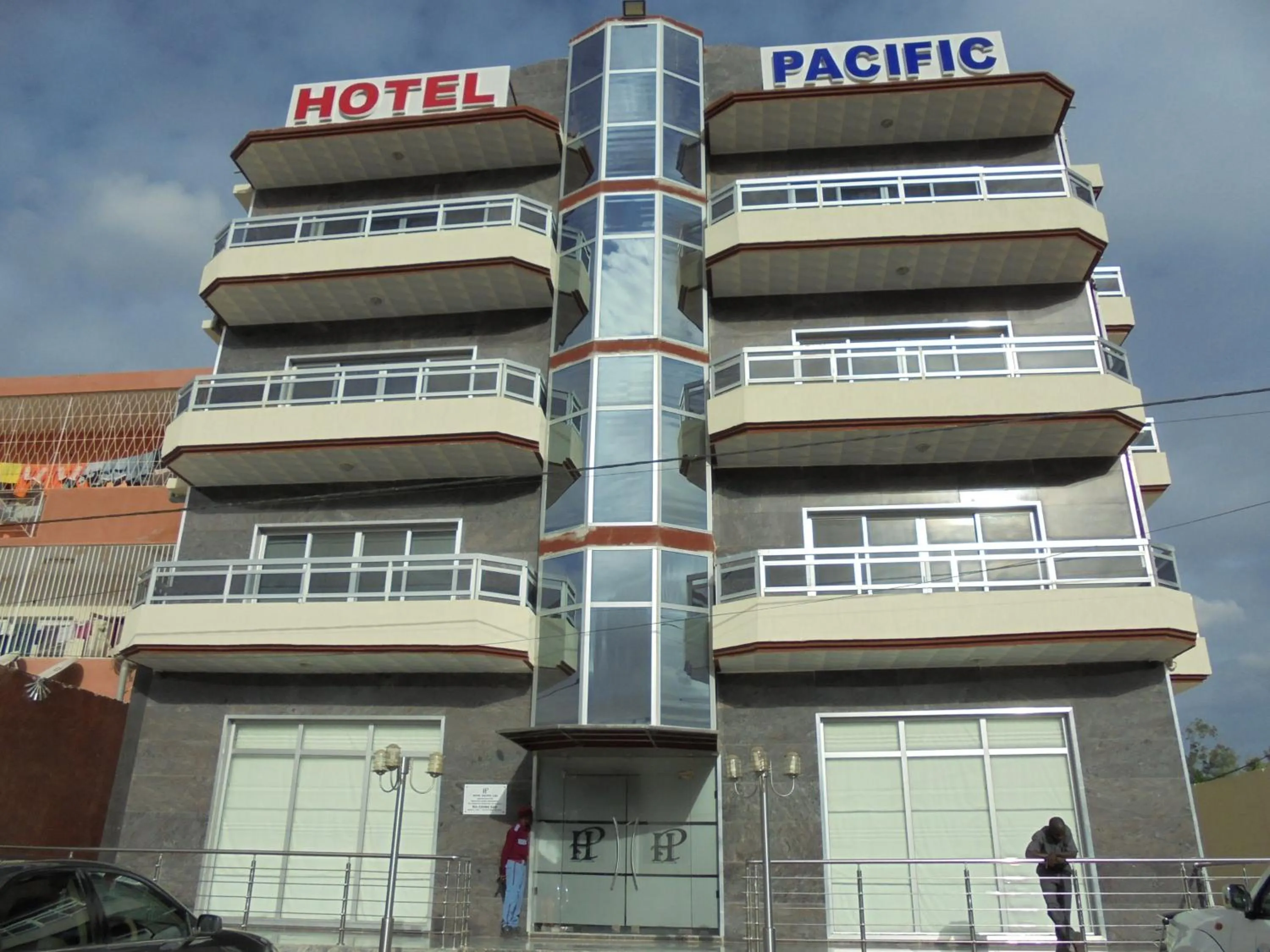 Hotel Pacific, Lda