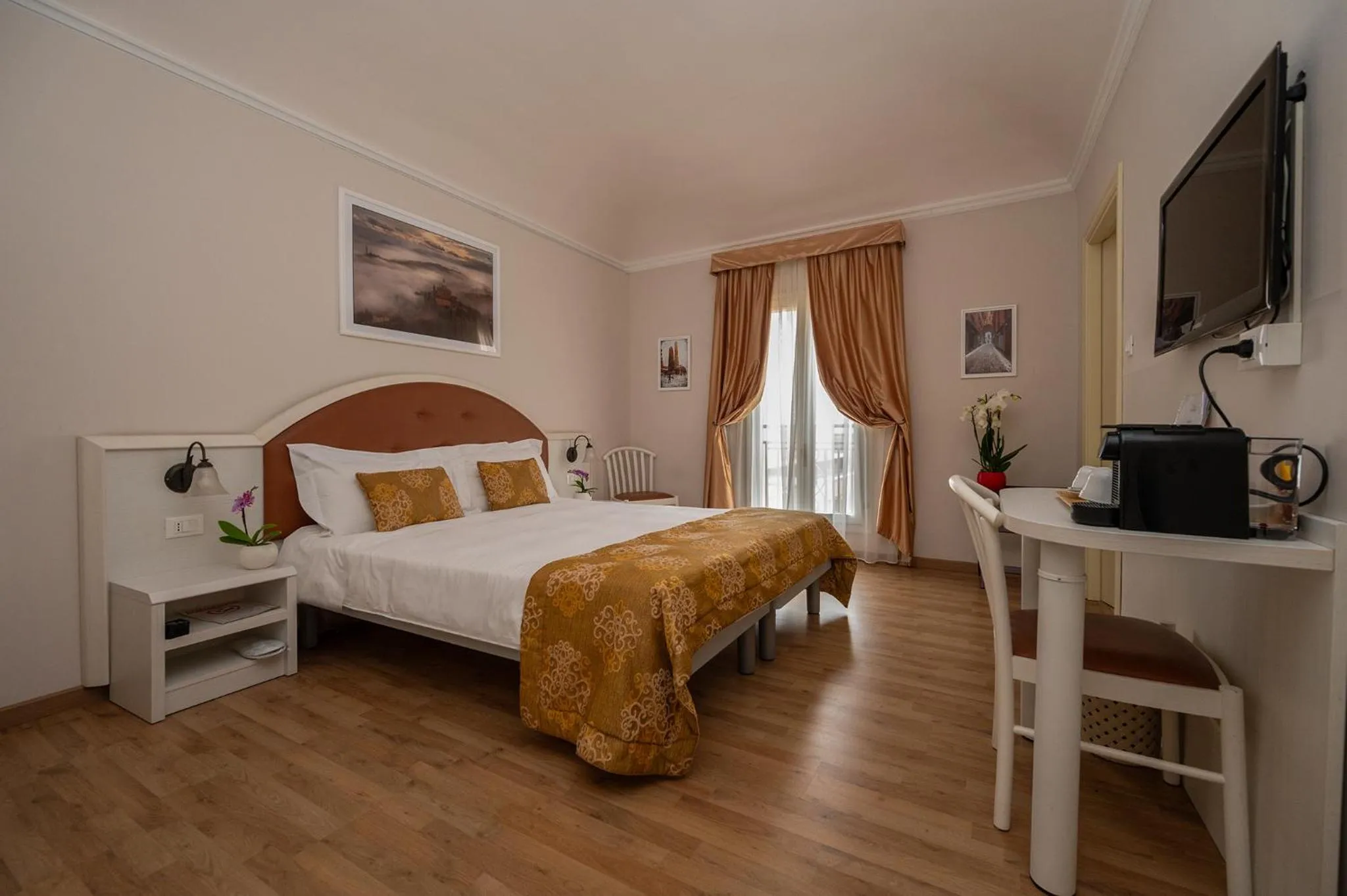 Bed in Casa Faccioli Luxury B&B & Wellness