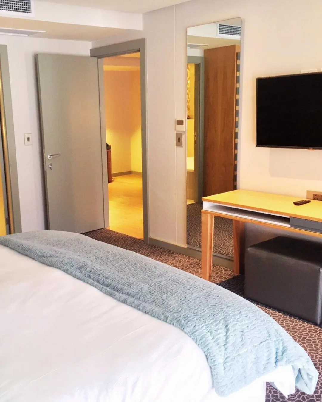 TV and multimedia, Bed in Krystal Beach Hotel