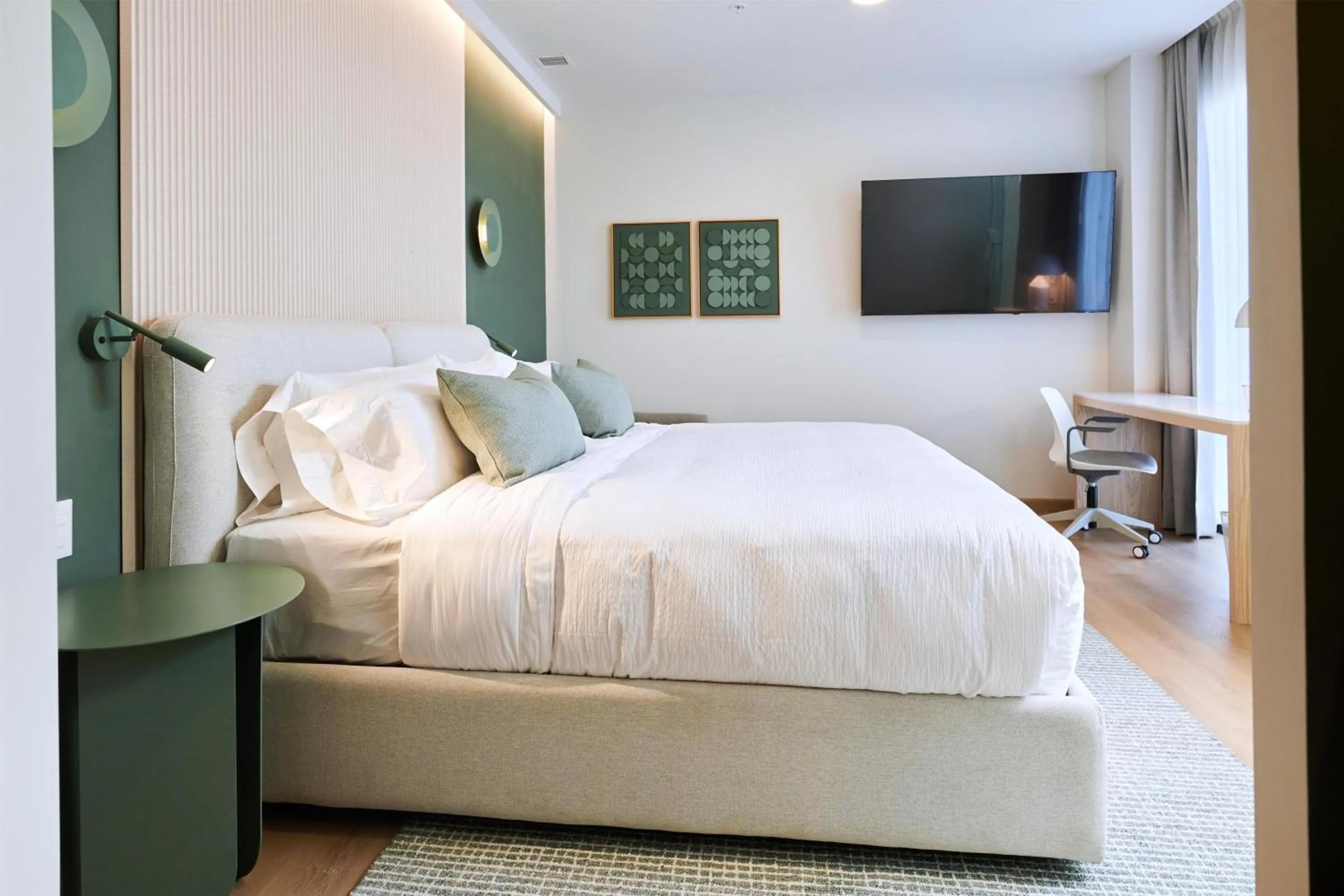 Bedroom, Bed in WorldHotels Acueducto Guadalajara