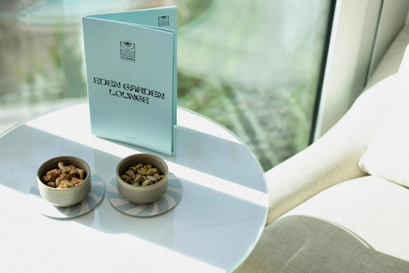 Lounge or bar in The Donna Portals