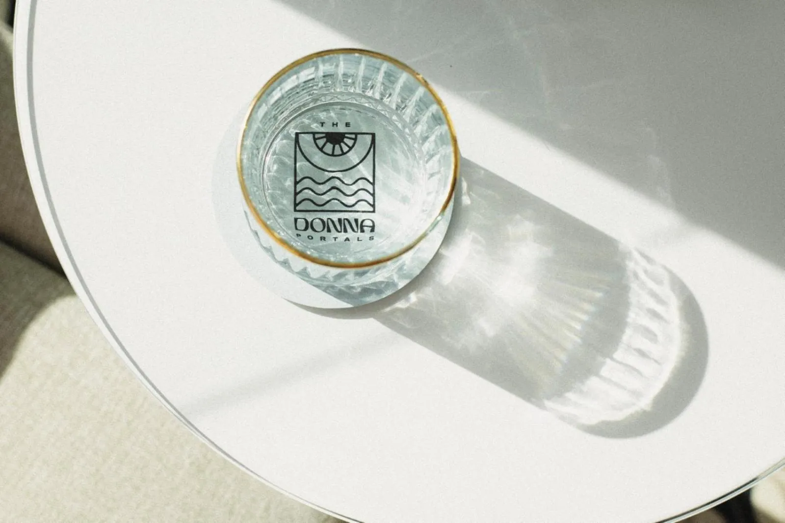 Lounge or bar in The Donna Portals