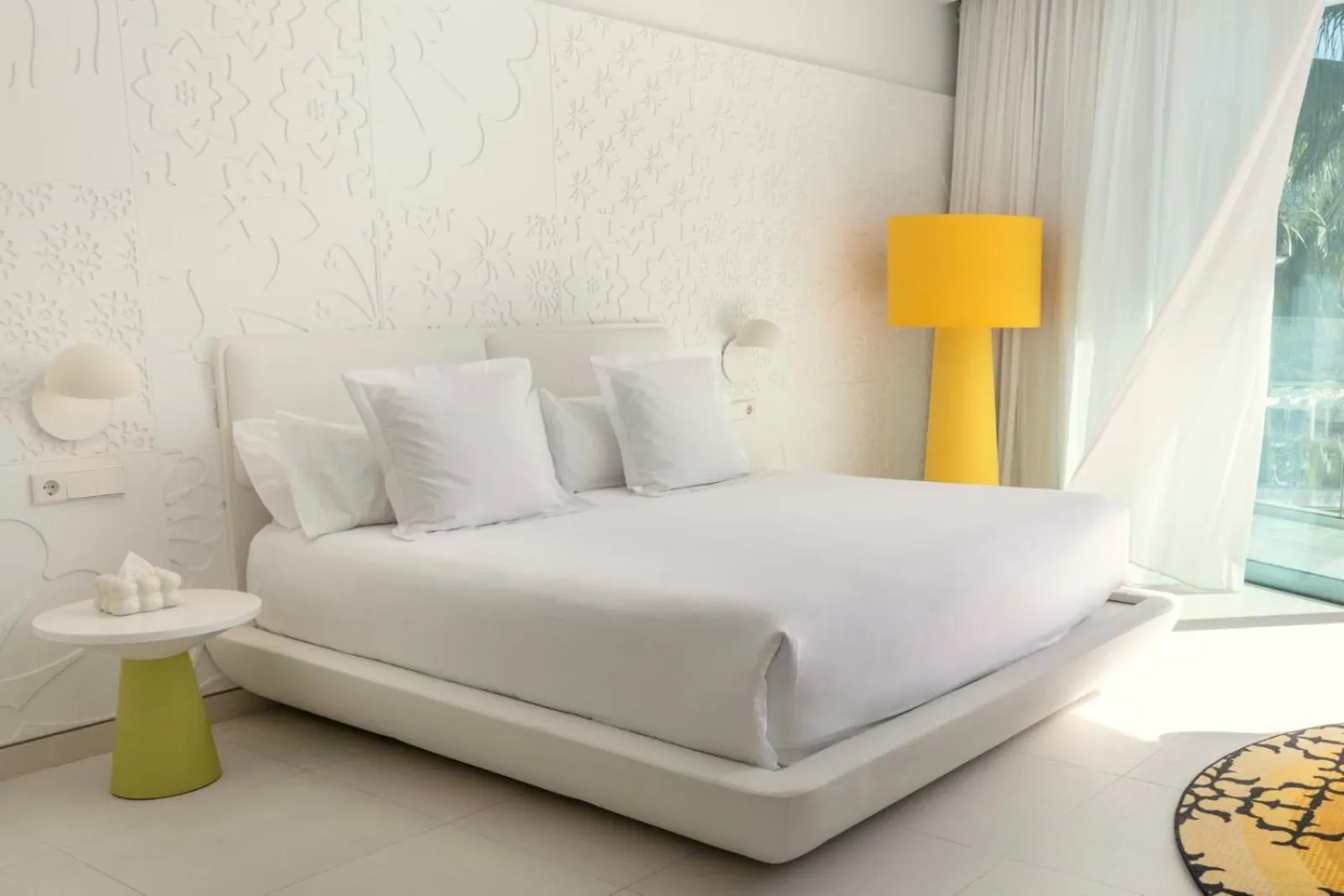 Bed in The Donna Portals