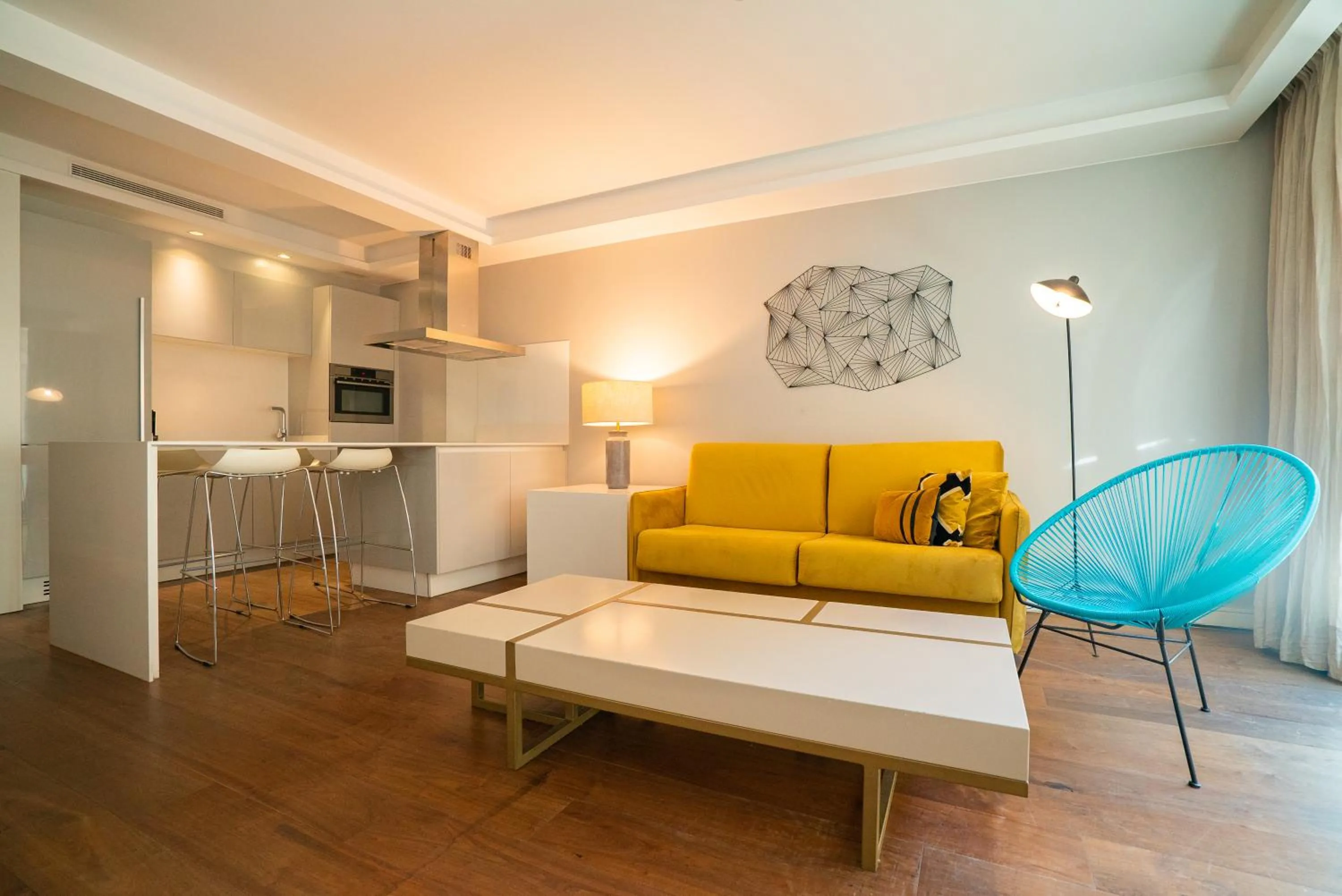 Living room in SmartRental Collection Centric II