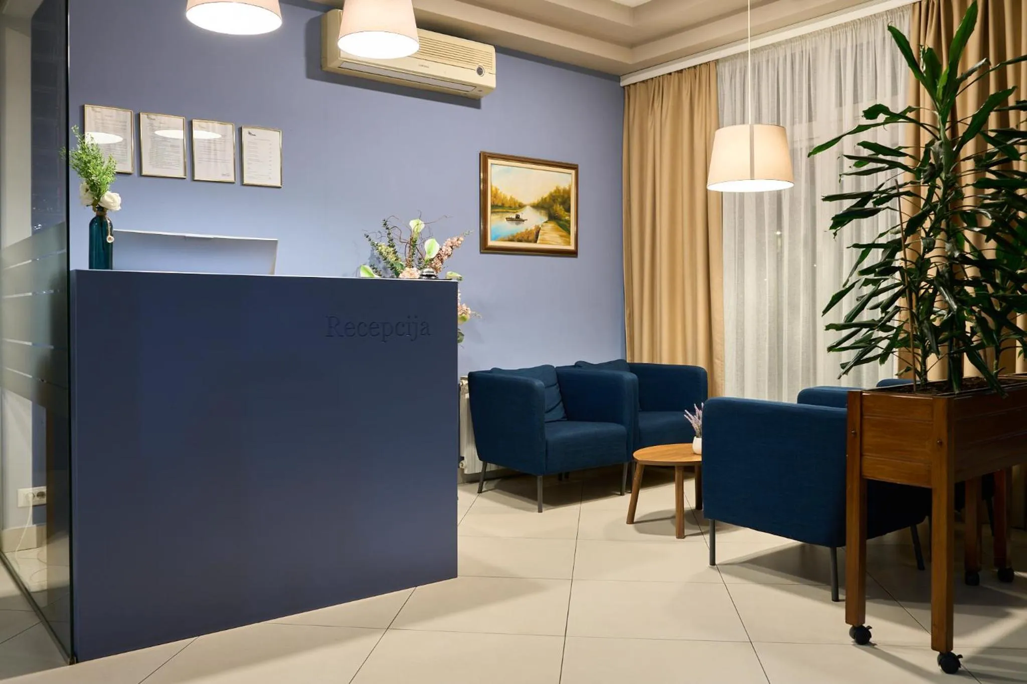 Seating area in Hotel Phoenix