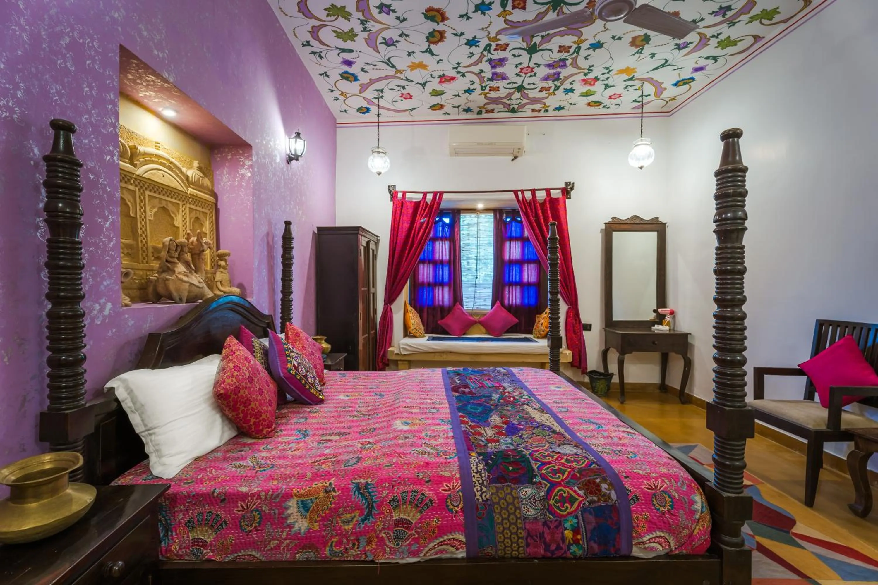 Bedroom, Bed in Hotel Heritage House