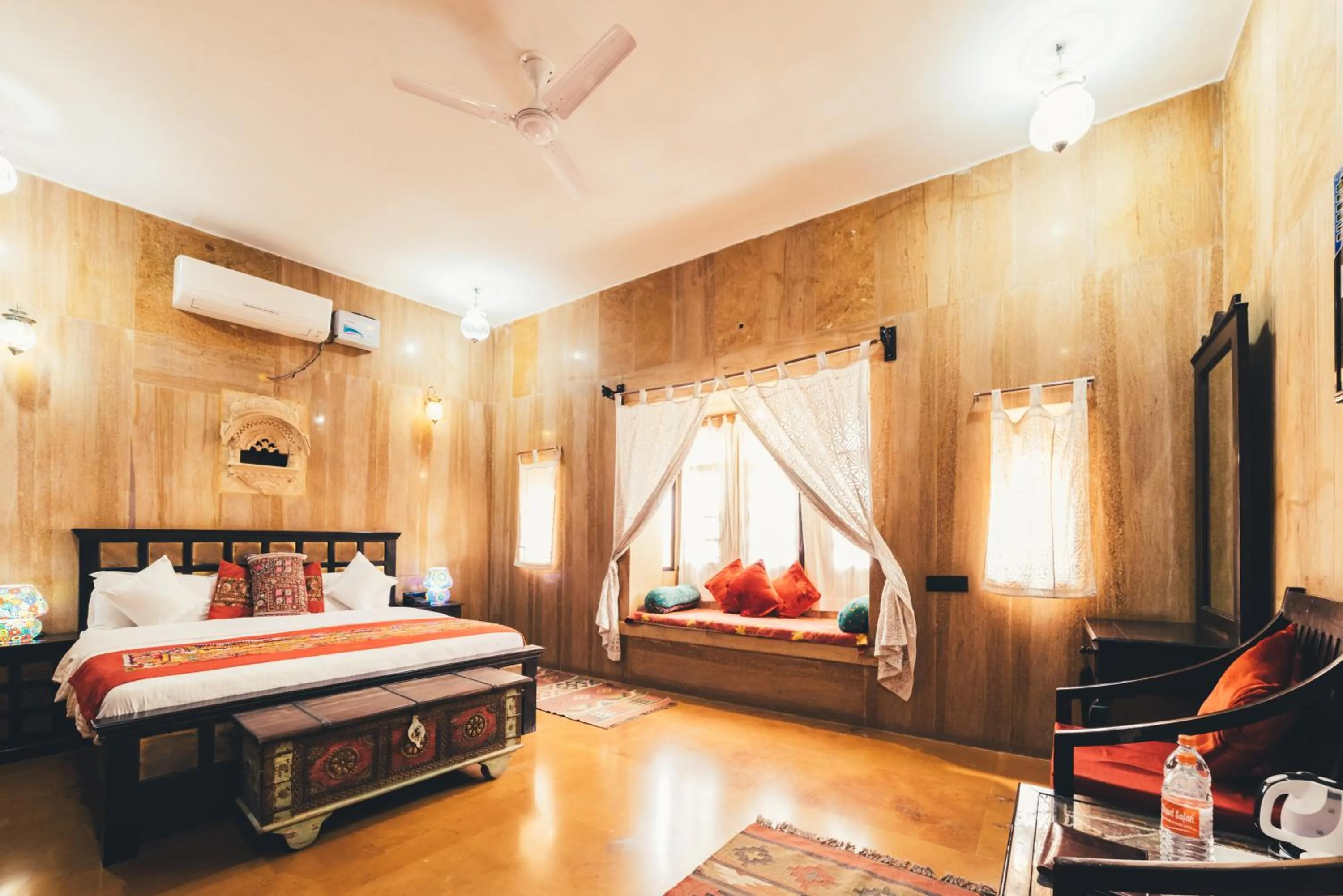 Bed in Hotel Heritage House