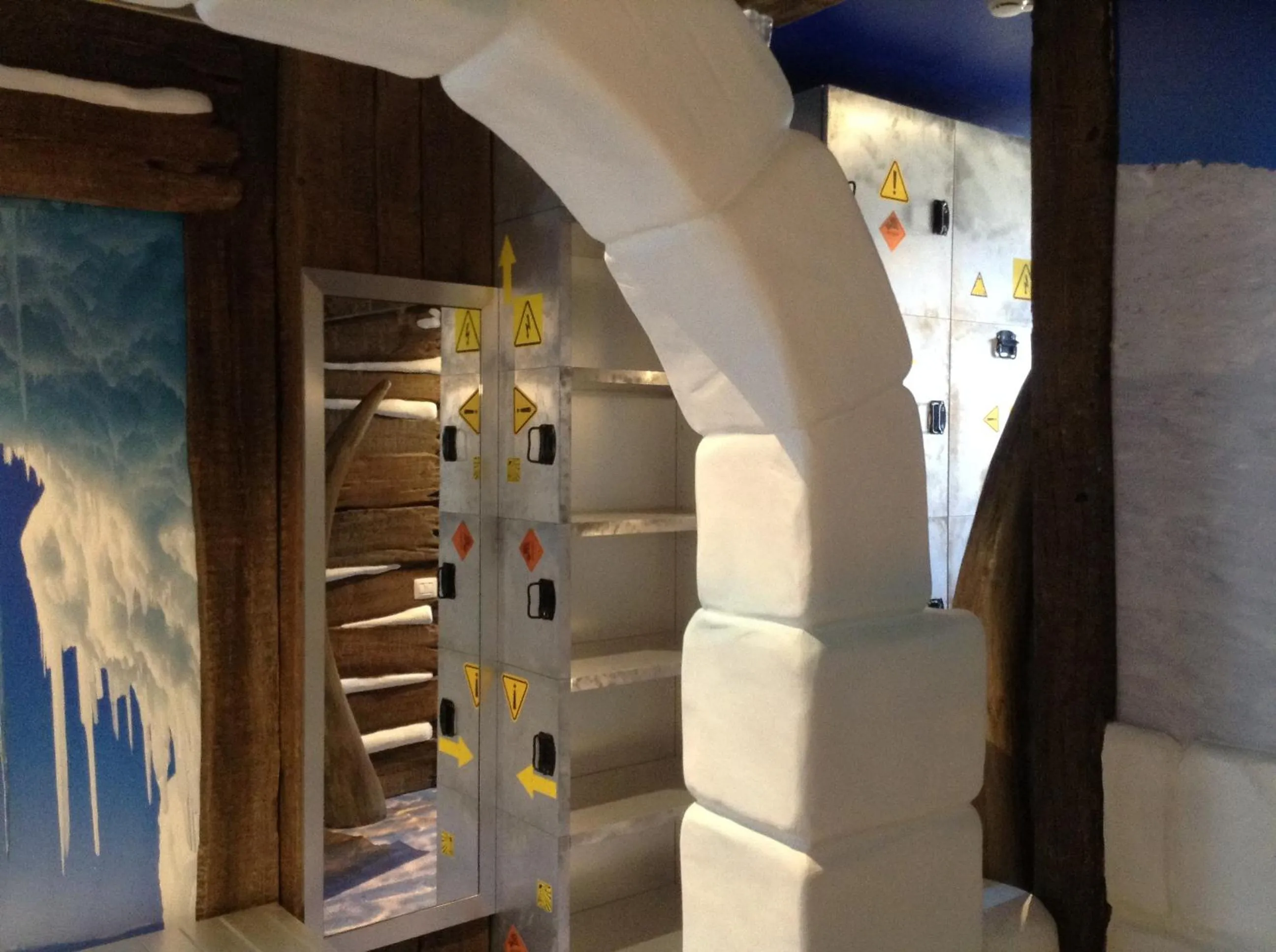 Decorative detail in Gardaland Adventure Hotel