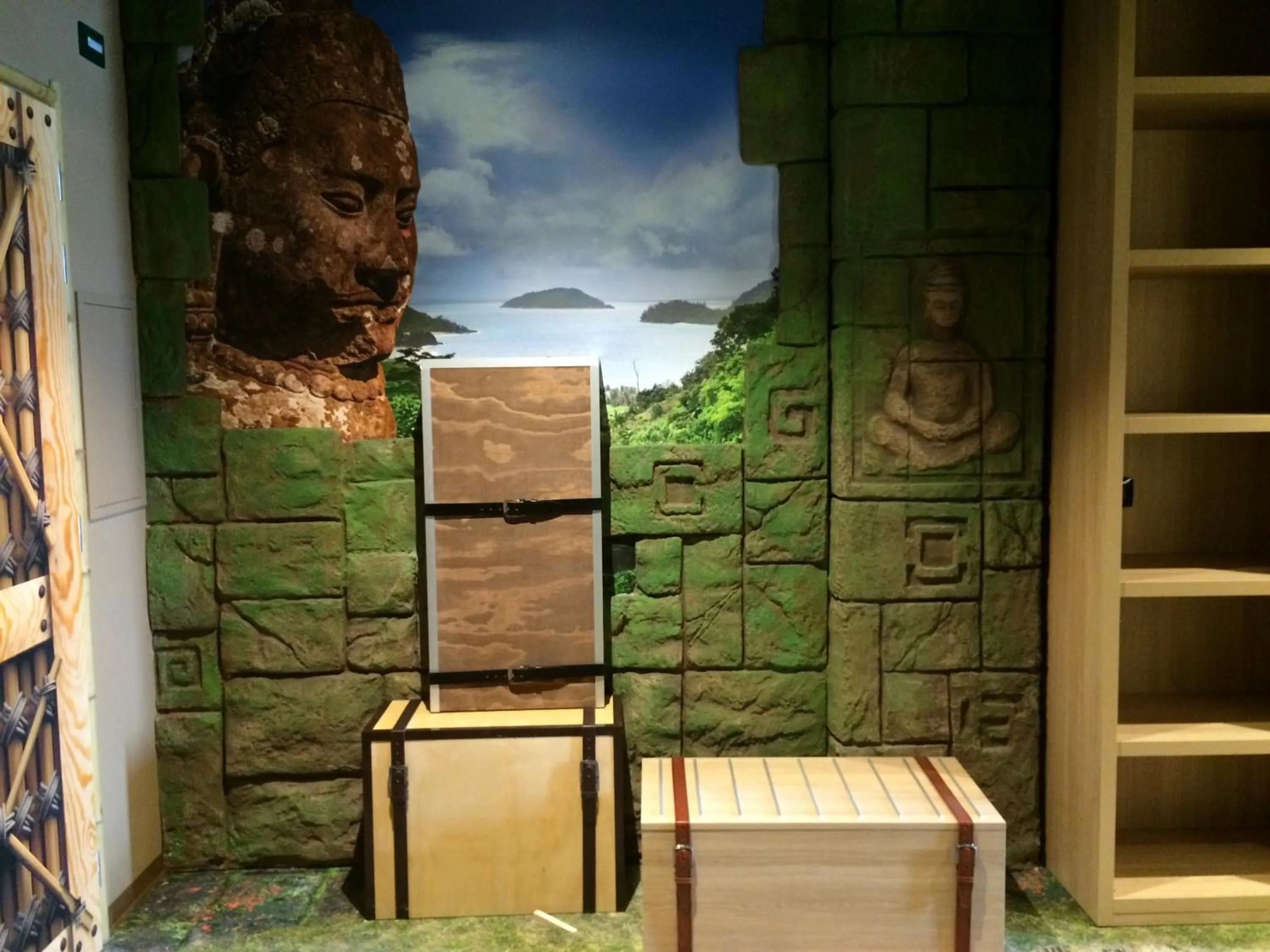 Decorative detail in Gardaland Adventure Hotel