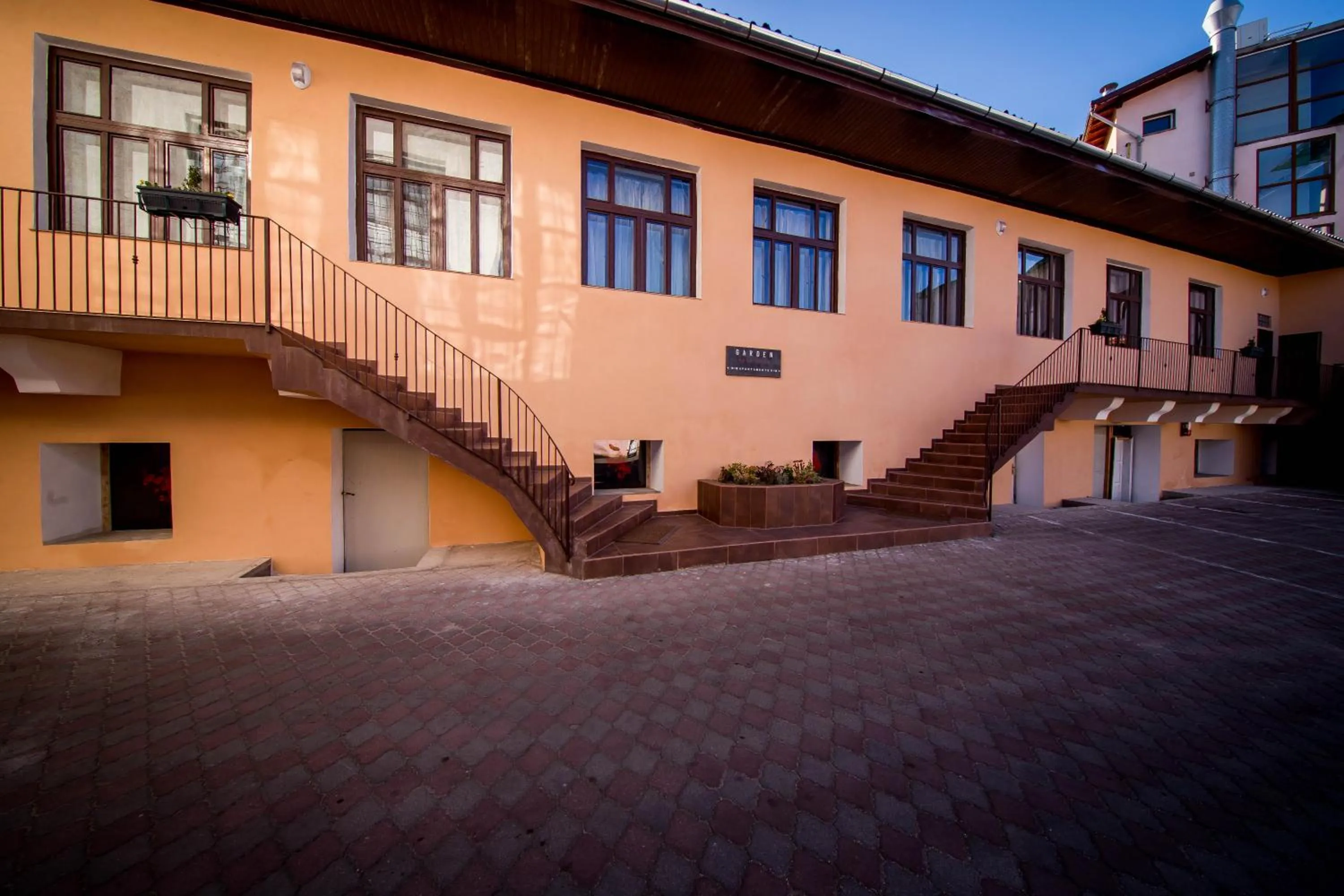 Property building in BOUL ROSU RESIDENCE free private parking