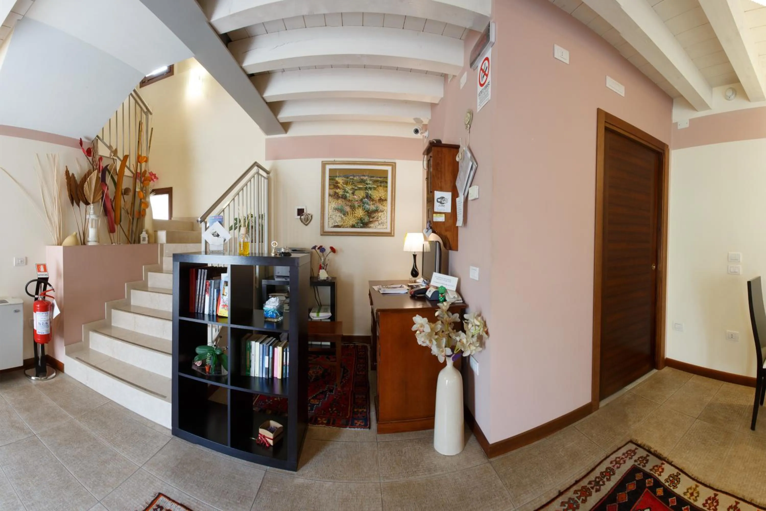 Lobby or reception in Sweet Home