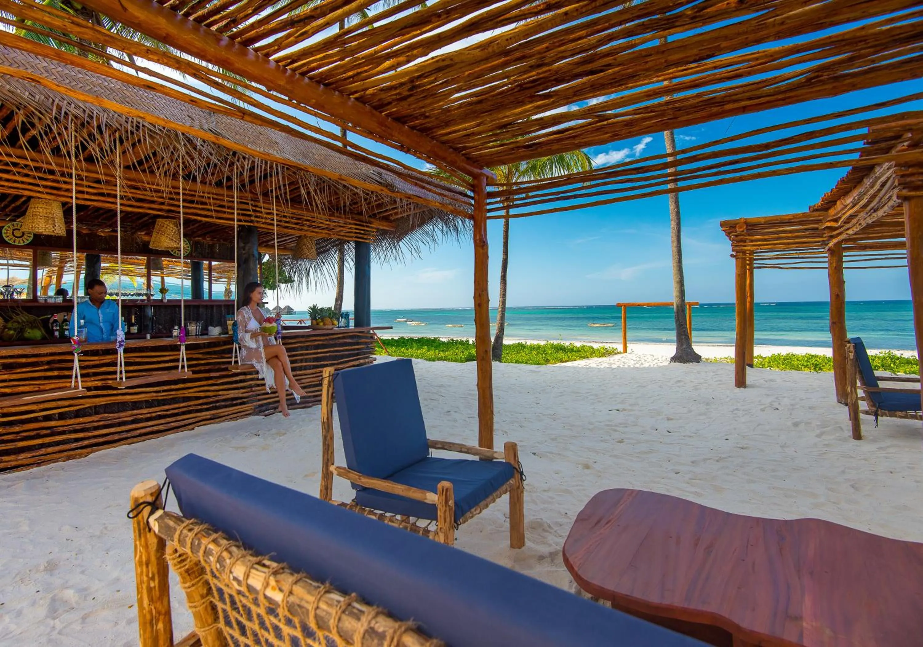 Lounge or bar in The Sands Beach Resort