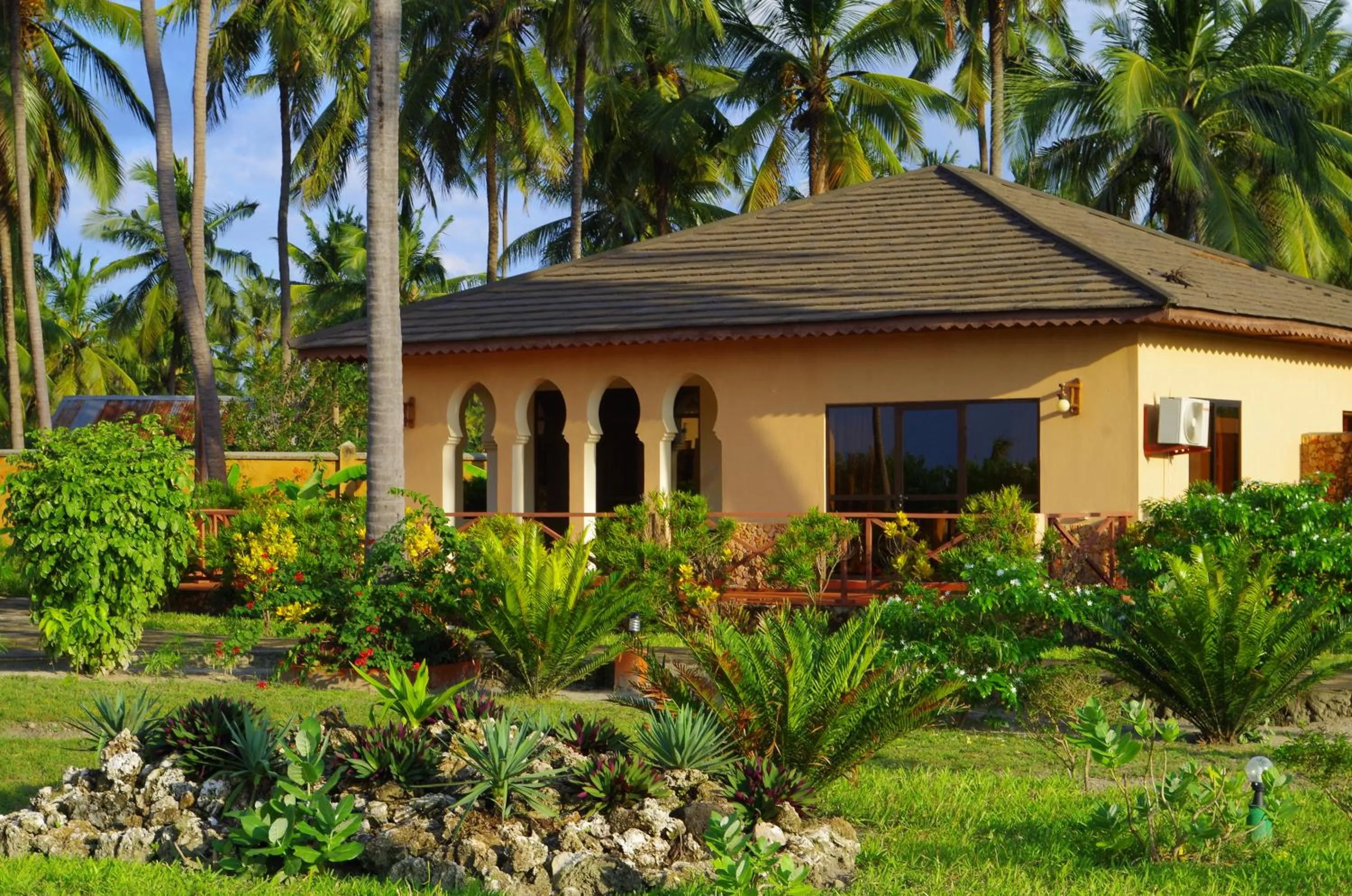 Photo of the whole room in The Sands Beach Resort