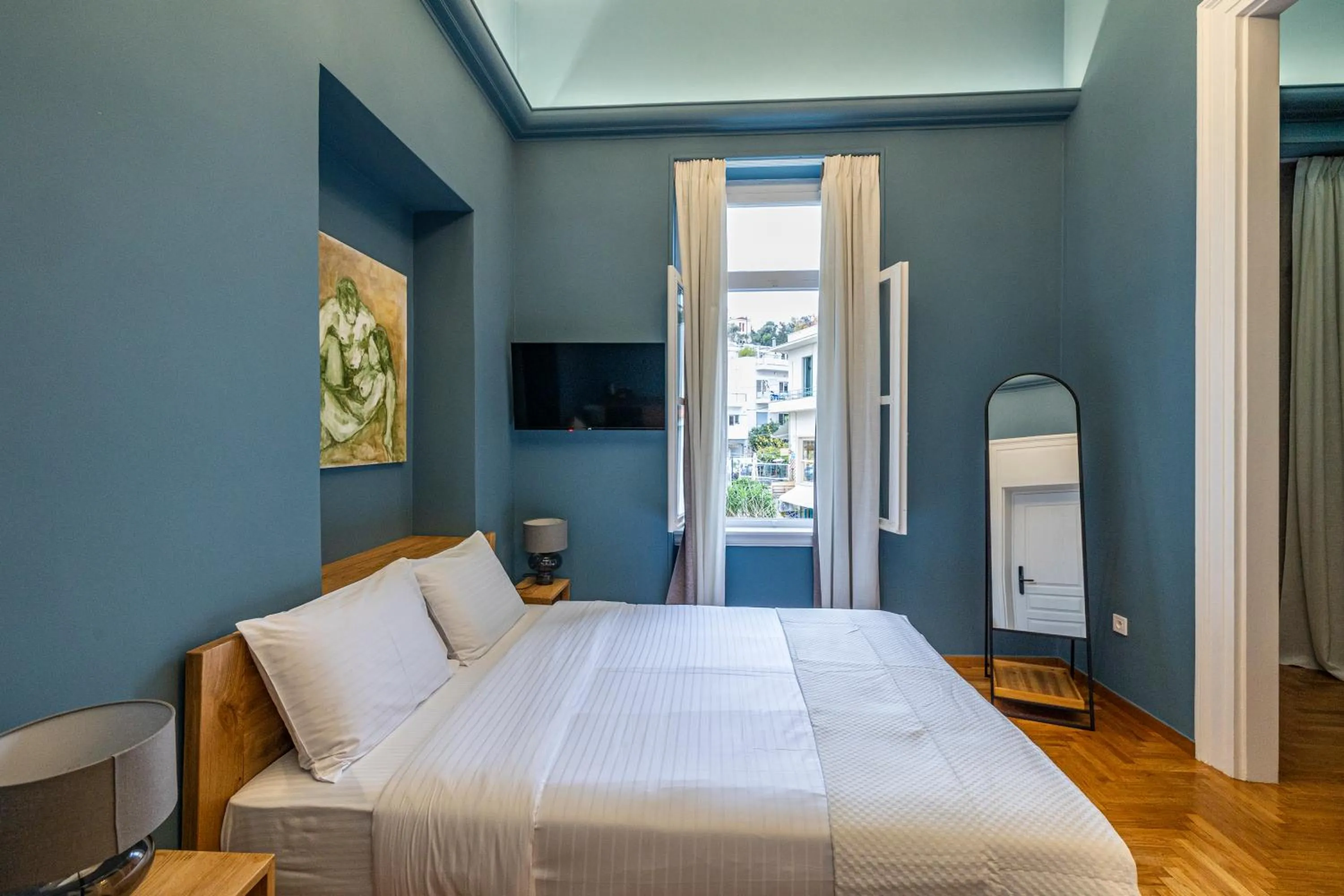 Iliotropio Athens, Thisio