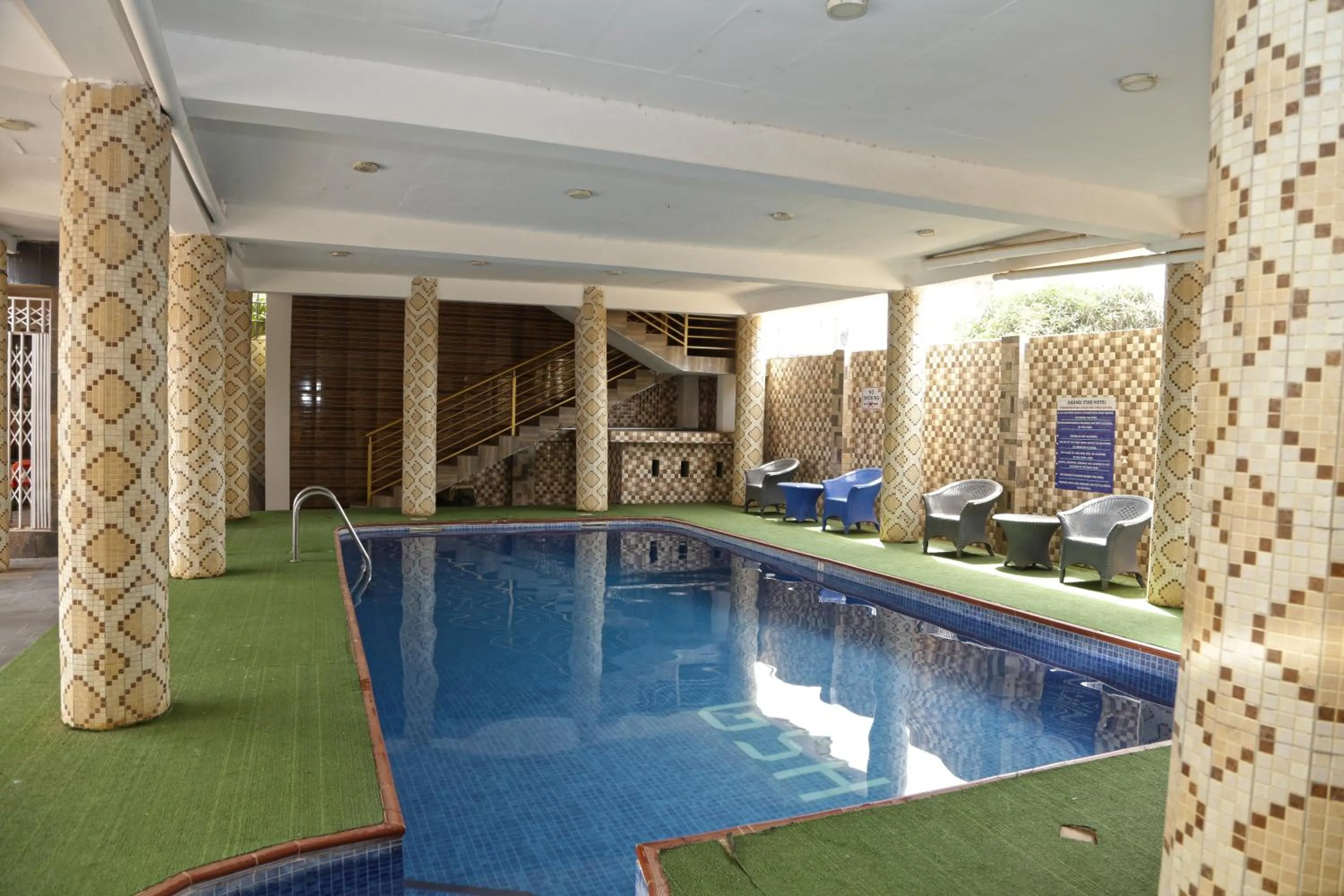 Swimming pool in Grand Star Hotel