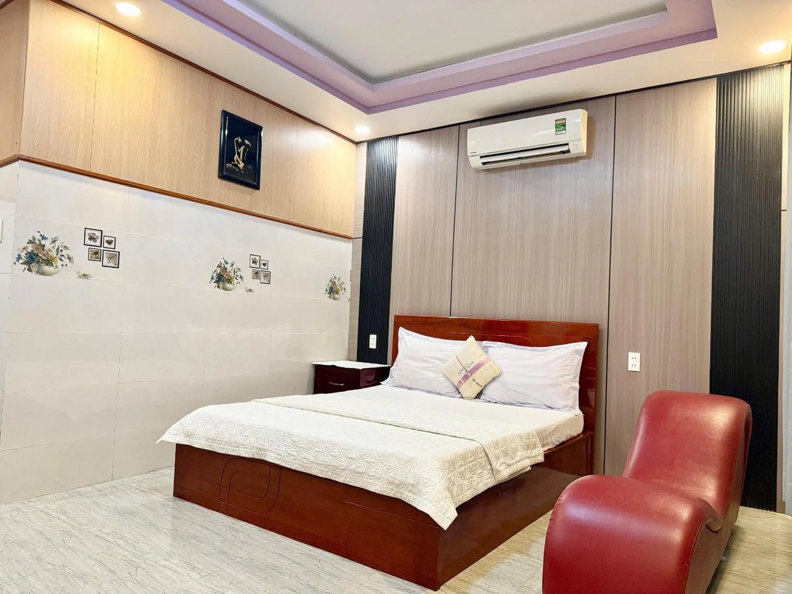 Bed in Thanh Cong Hotel