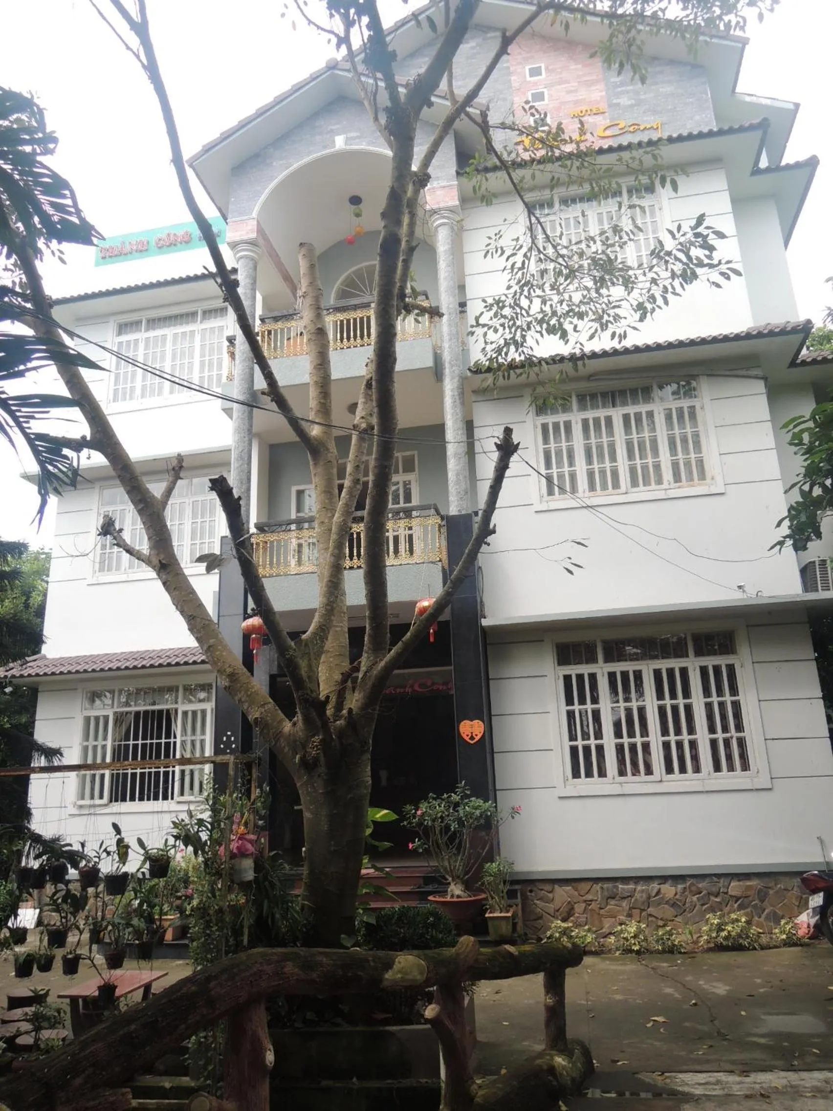 Property building in Thanh Cong Hotel