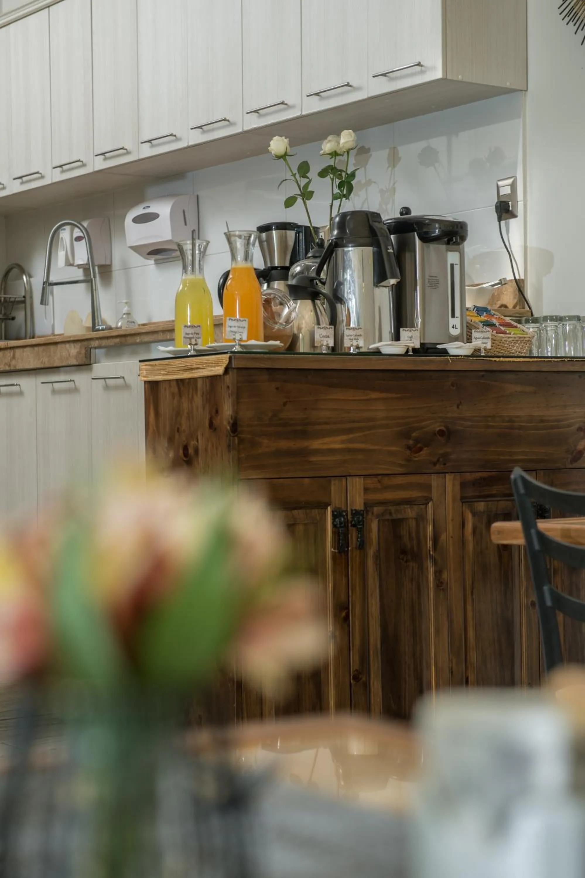 Kitchen or kitchenette in Casa Esmeralda by Katari