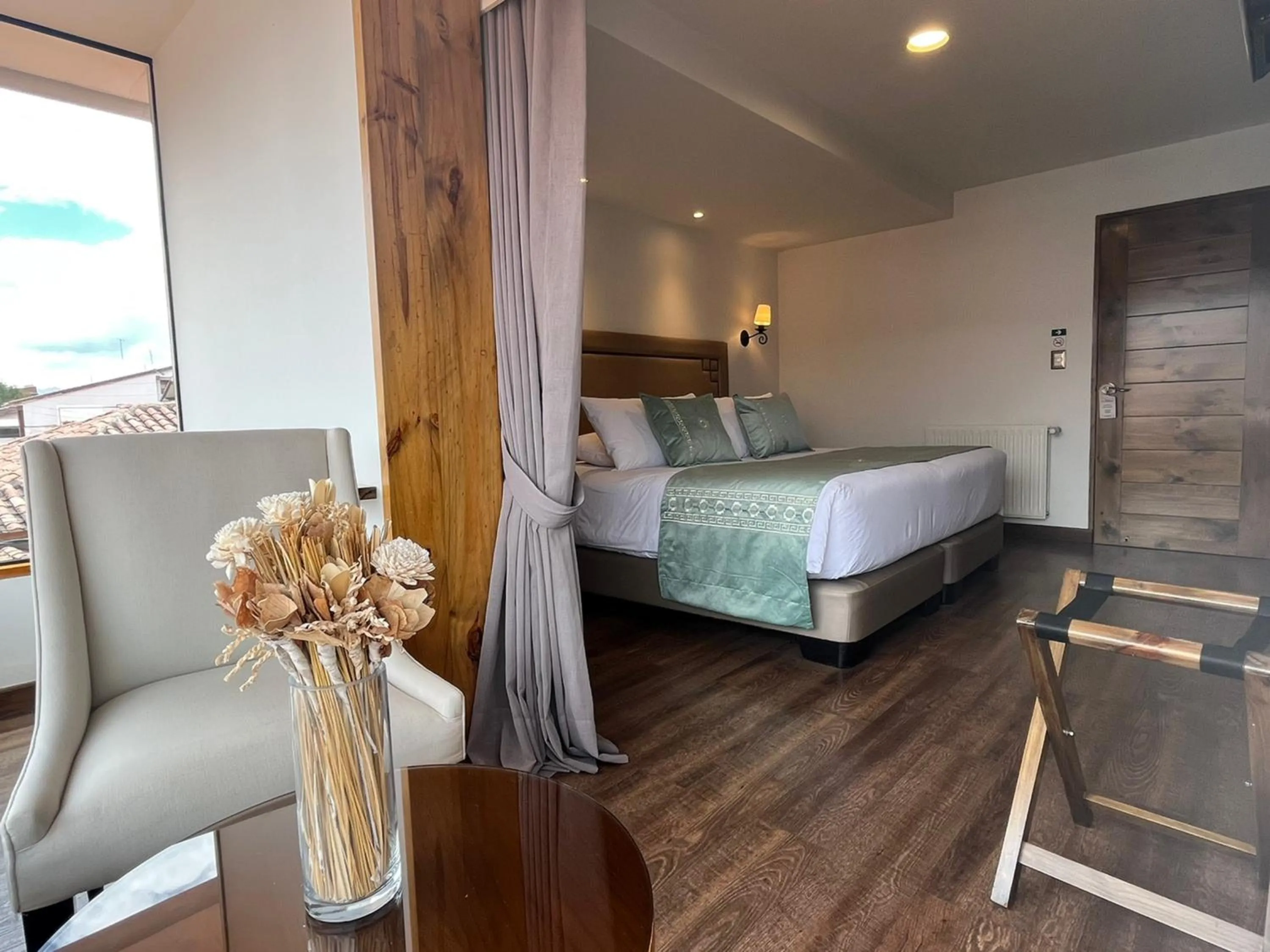 Bed in Casa Esmeralda by Katari