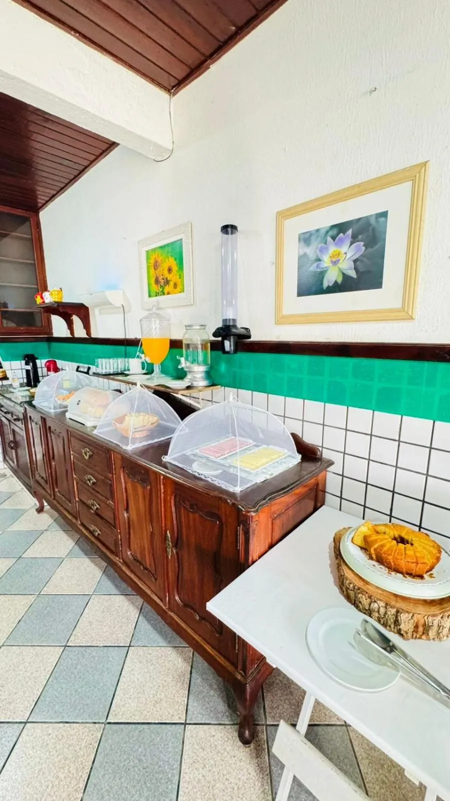 Breakfast in Pousada Flora Búzios