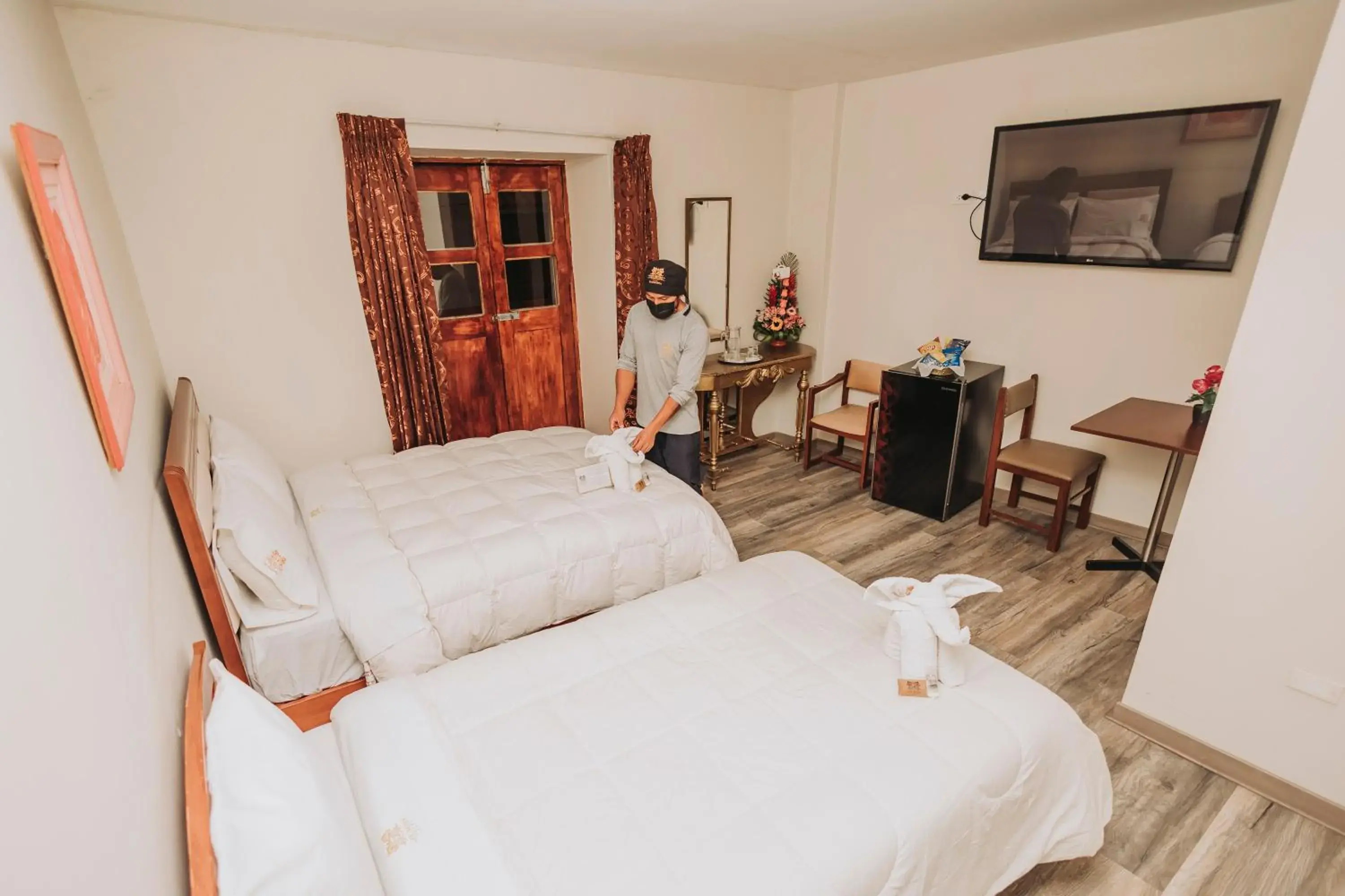 Superior Triple Room in Hotel Los Reyes Superior Triple Room in Hotel Los Reyes