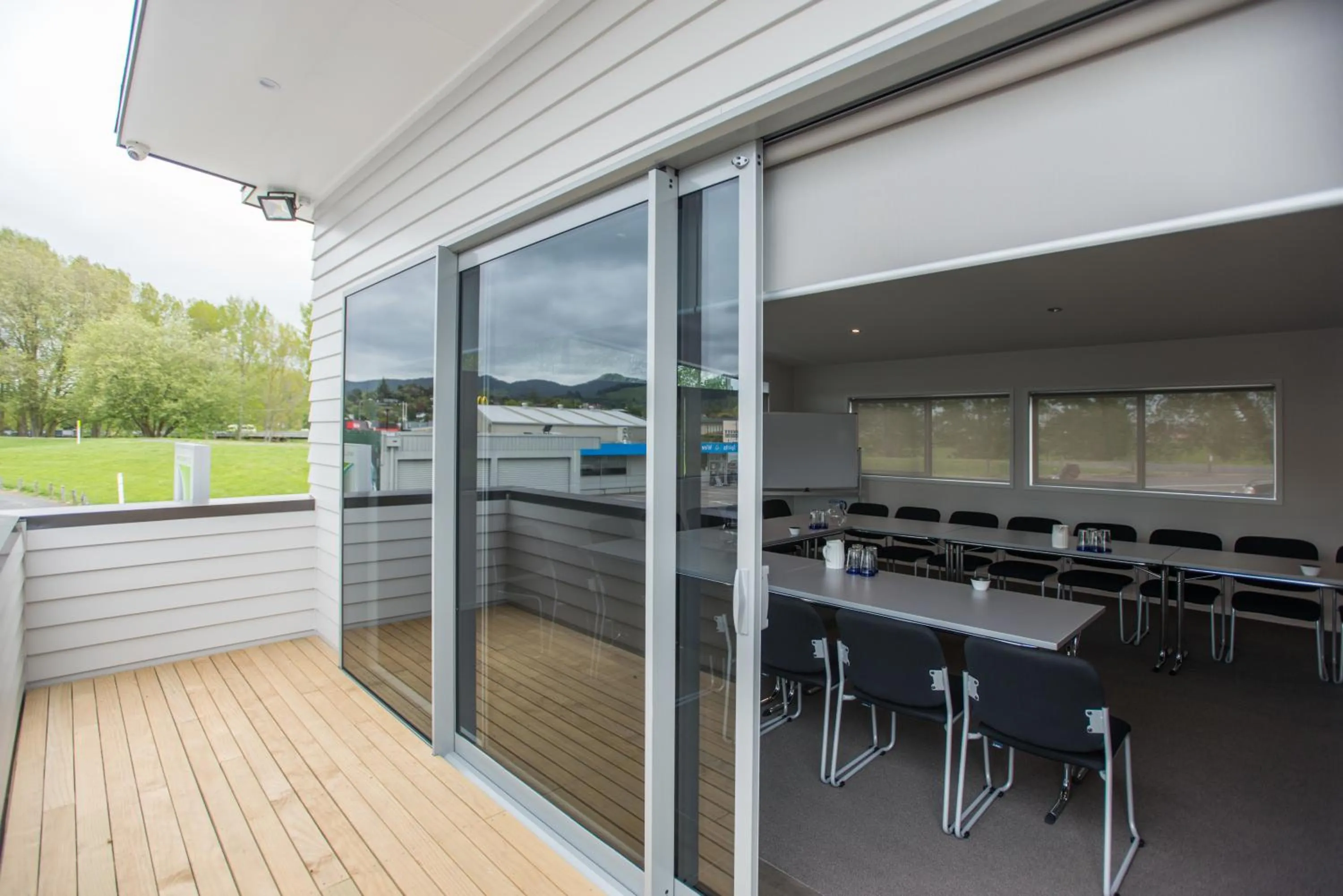 Balcony/Terrace in Pedlars Motel