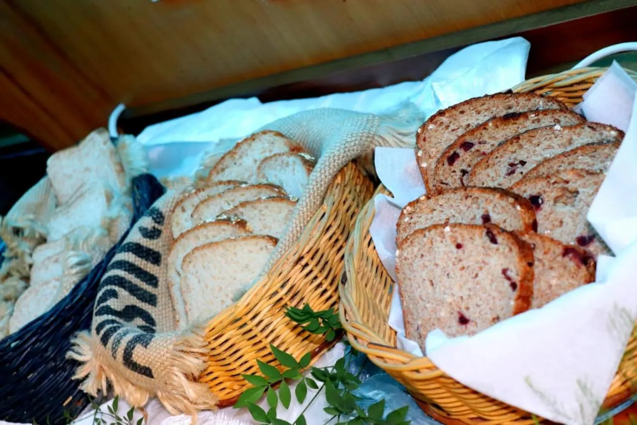 Breakfast in Adley House