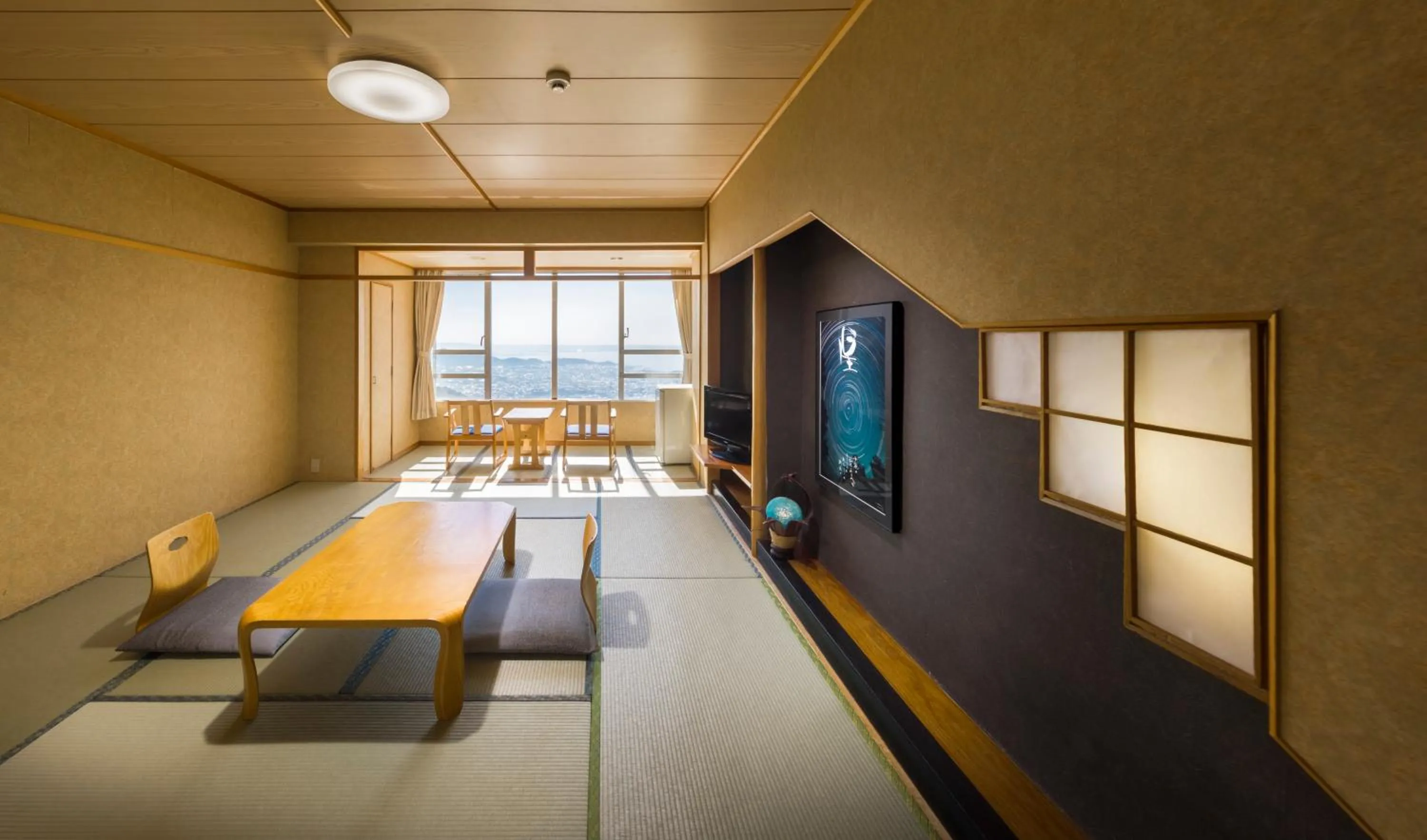 Photo of the whole room in Tennomaru