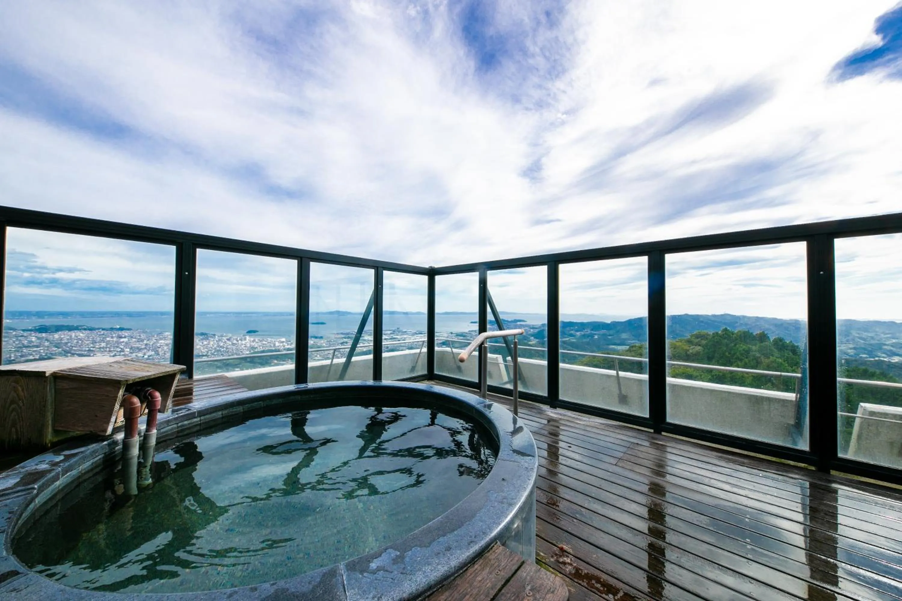 Open Air Bath in Tennomaru