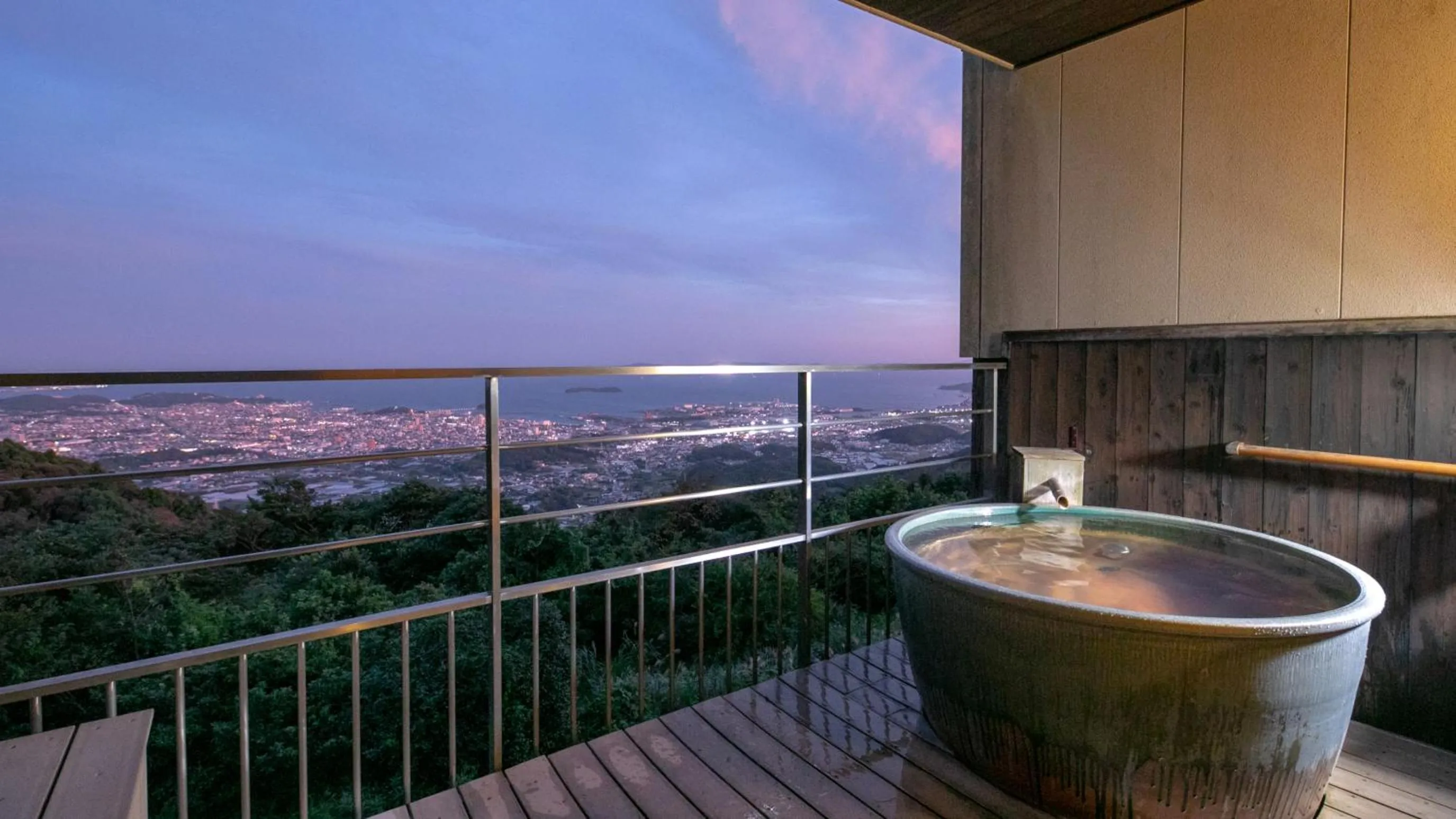 Bathroom in Tennomaru