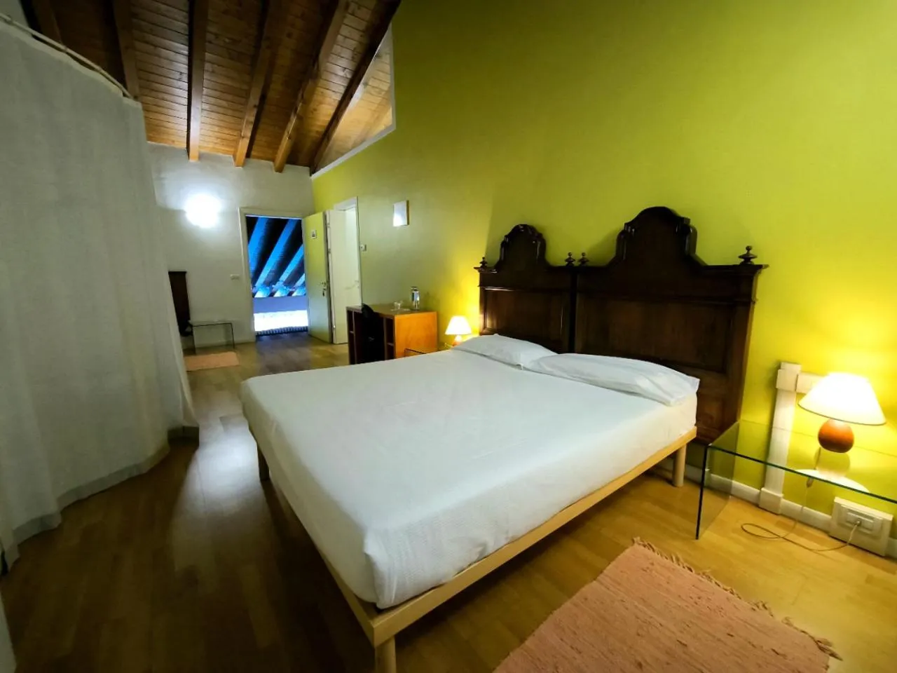 Bedroom, Bed in Villa Dragoni
