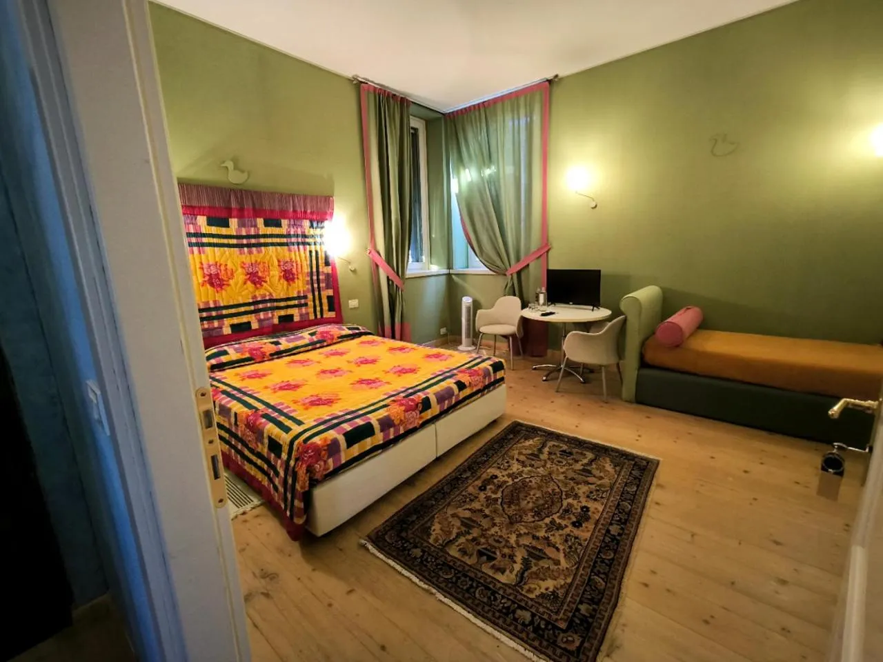 Bedroom, Bed in Villa Dragoni