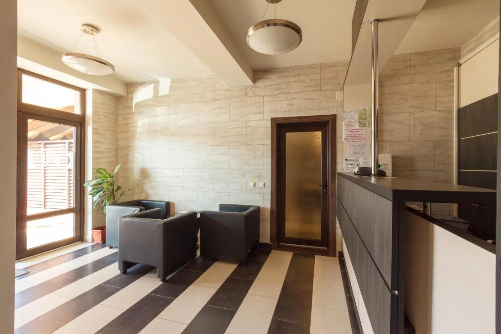 TV and multimedia in YMY HOTELS Târgu Jiu