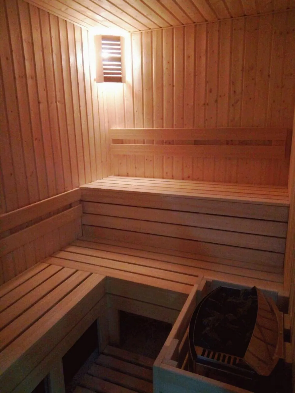Sauna in YMY HOTELS Târgu Jiu