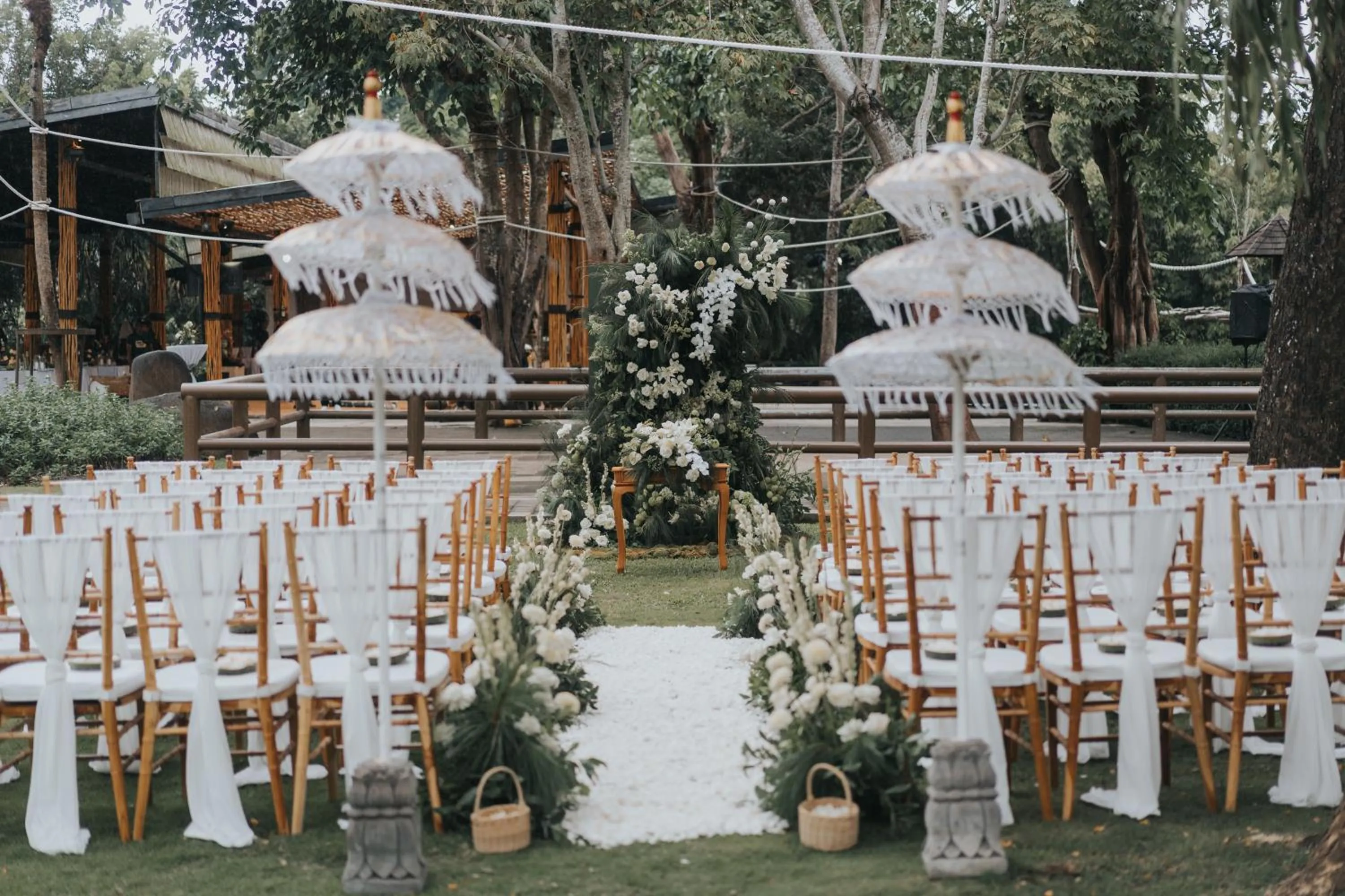 Area and facilities in Sanctoo Suites & Villas