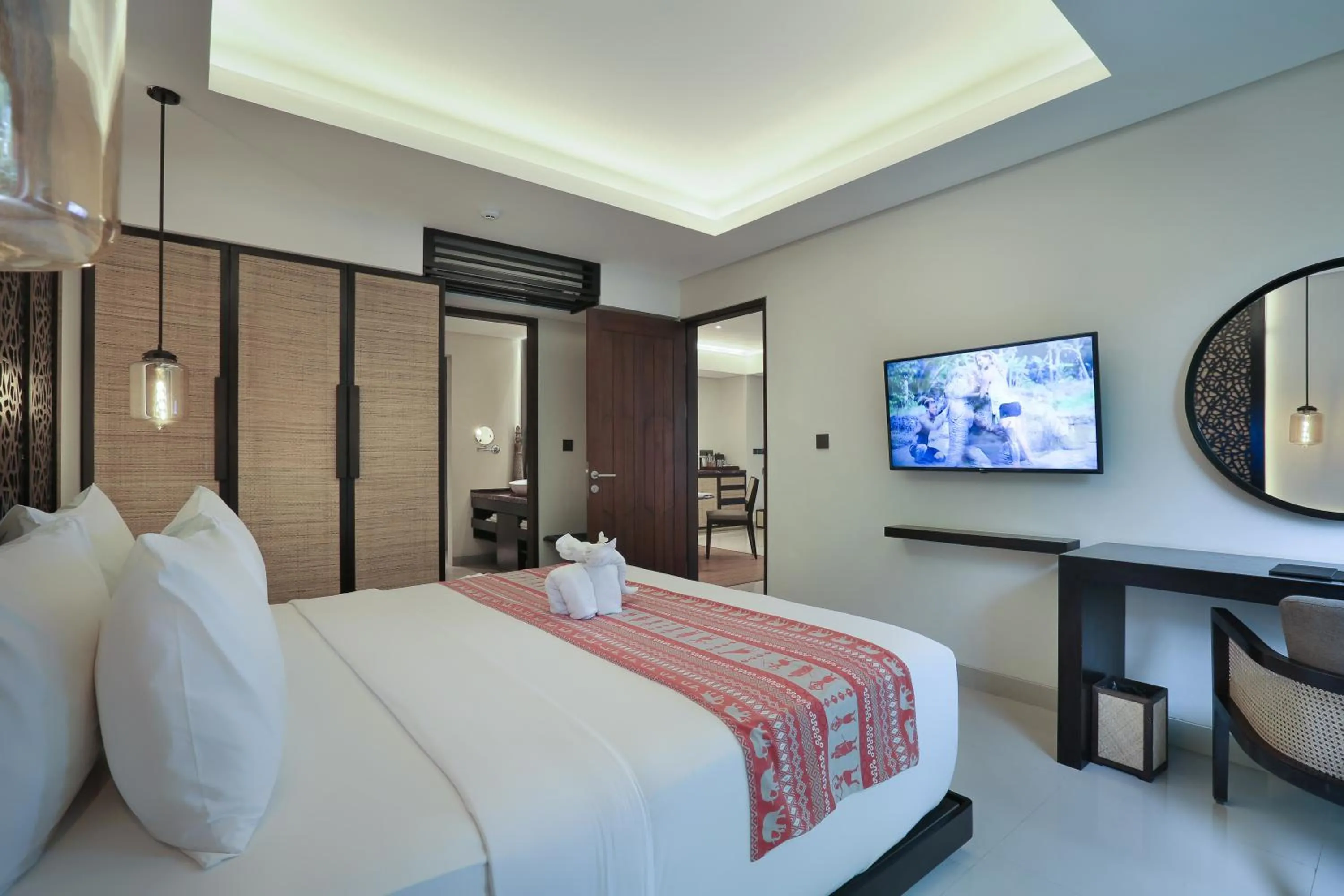 Bedroom, Bed in Sanctoo Suites & Villas