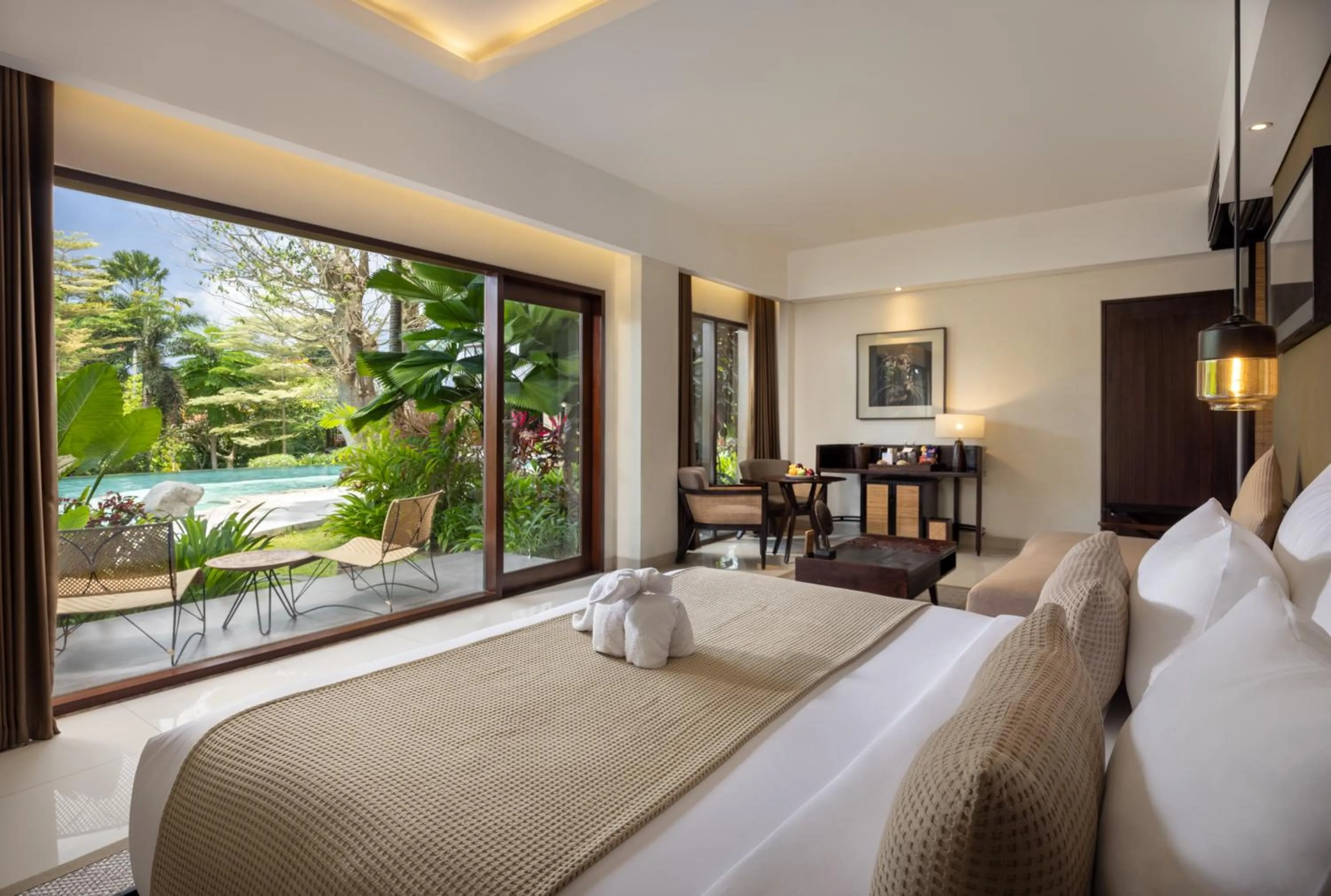Bedroom, Bed in Sanctoo Suites & Villas