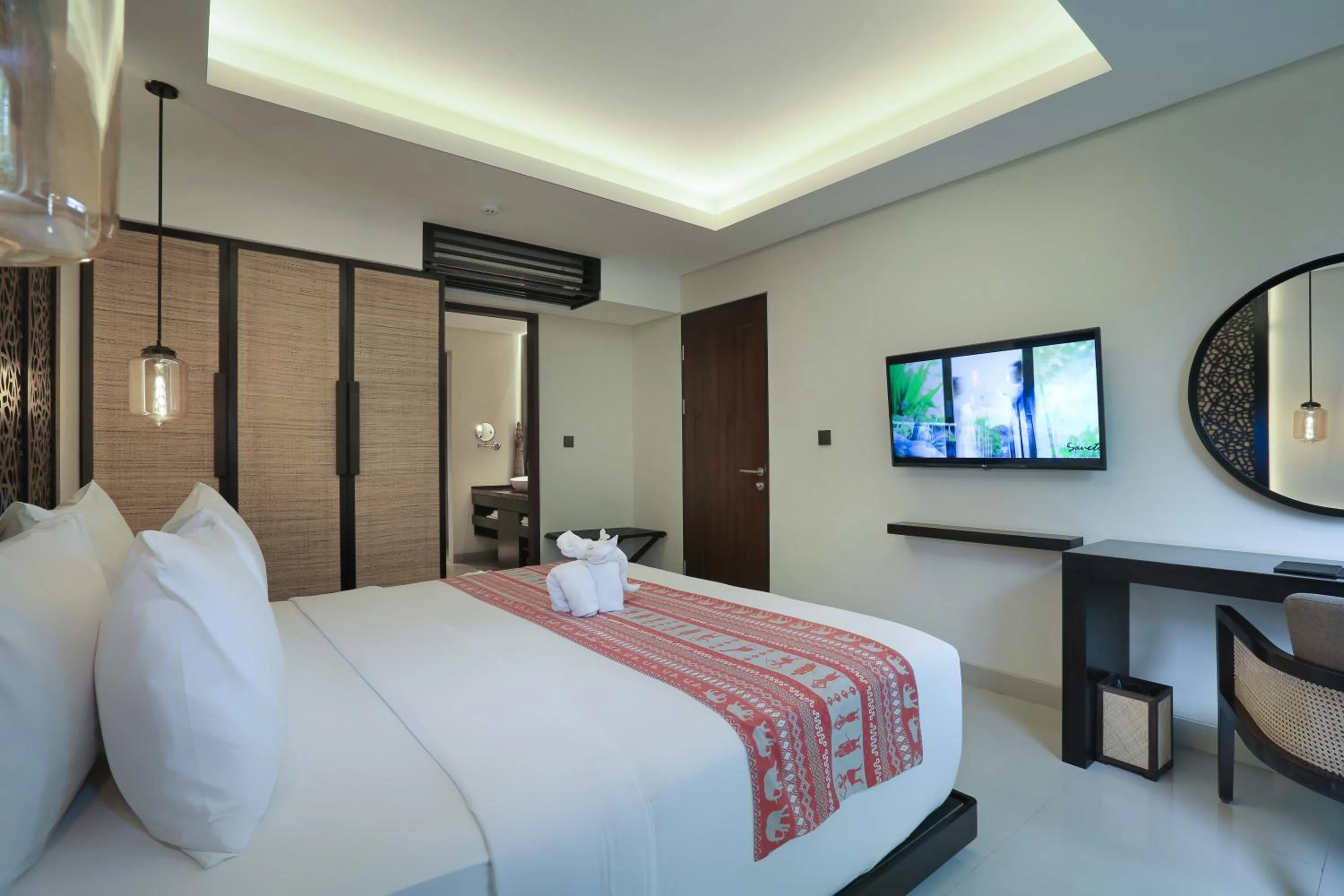 Bedroom, Bed in Sanctoo Suites & Villas