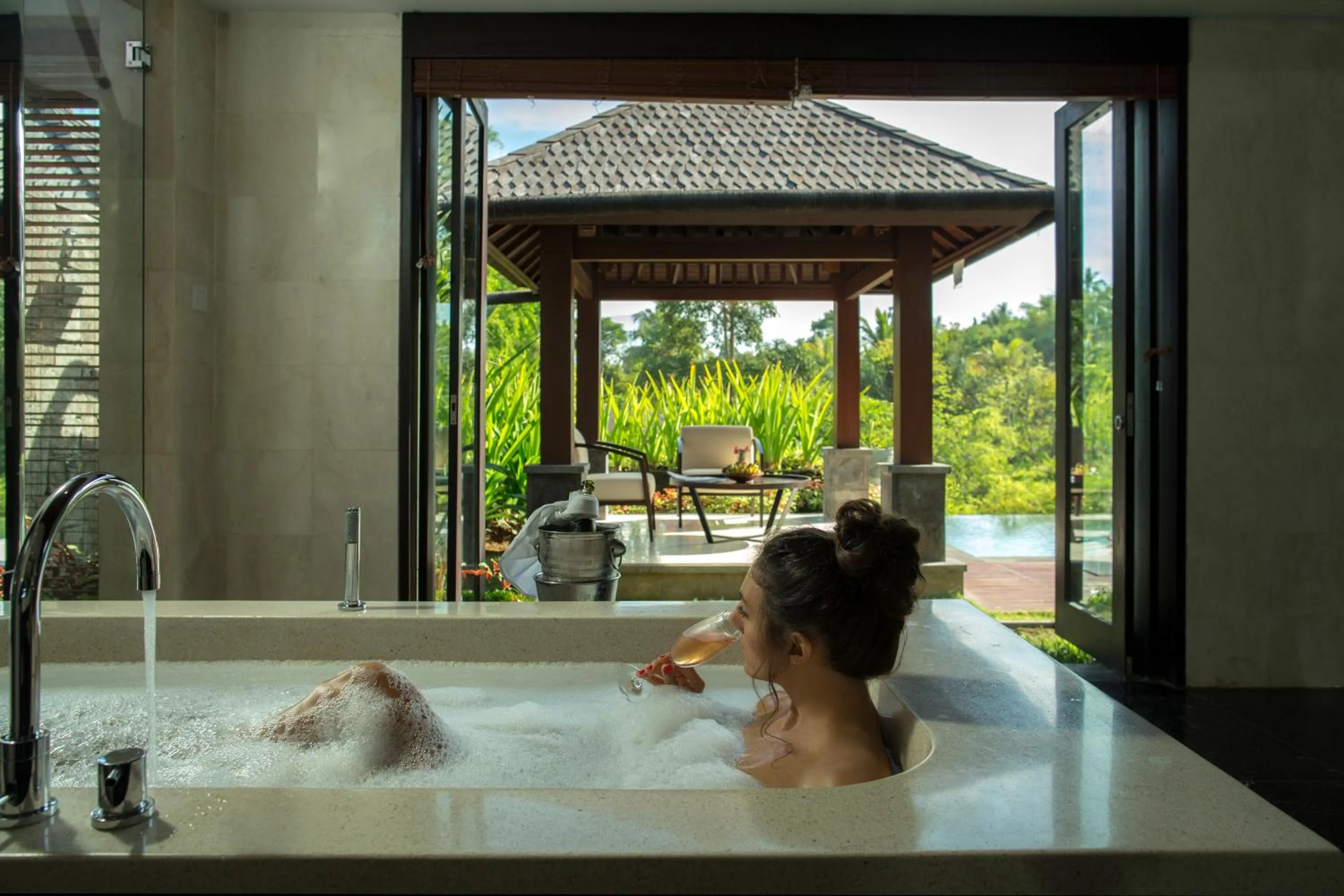 Bathroom in Sanctoo Suites & Villas