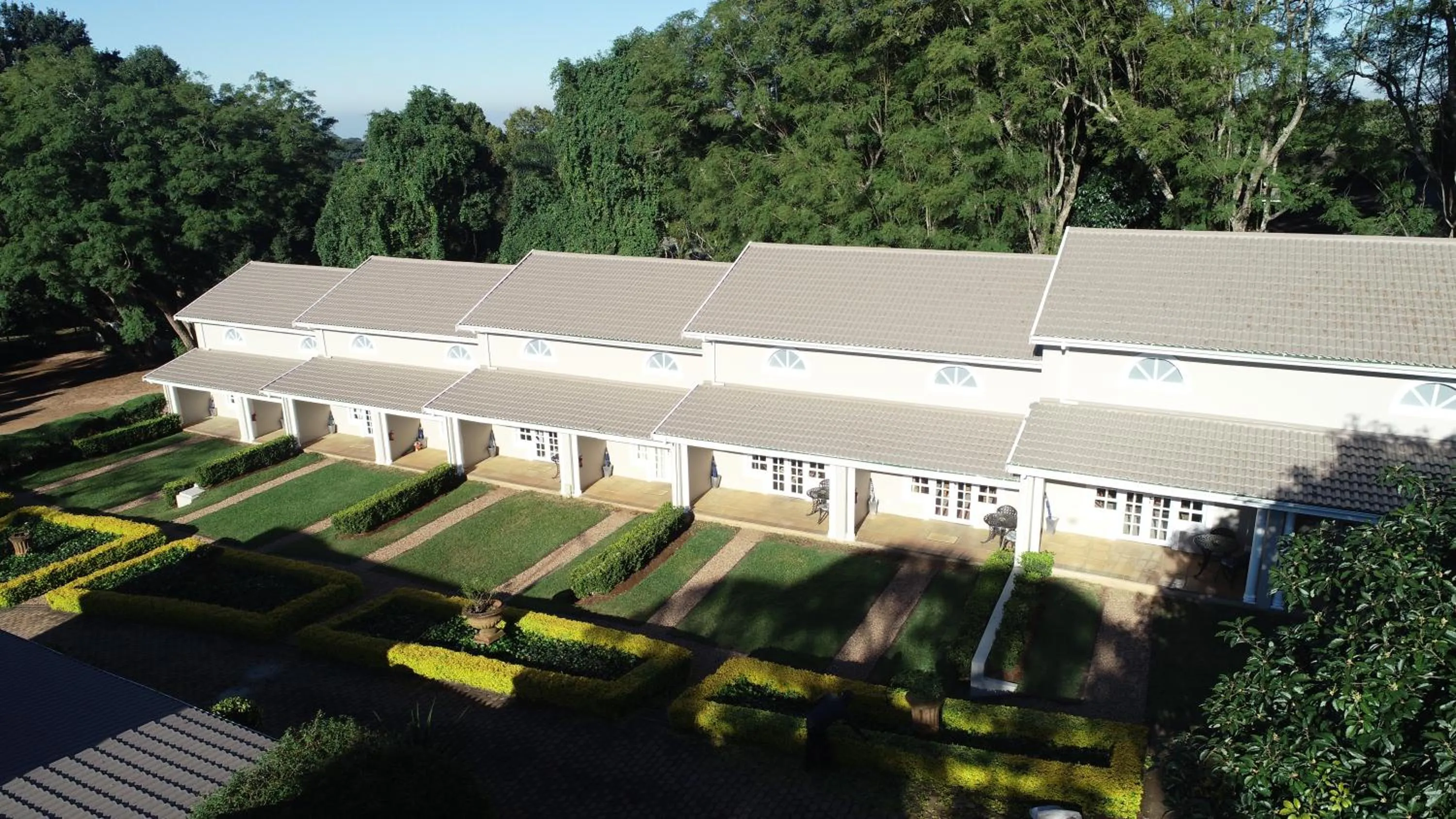 Property building in Valley Lodge