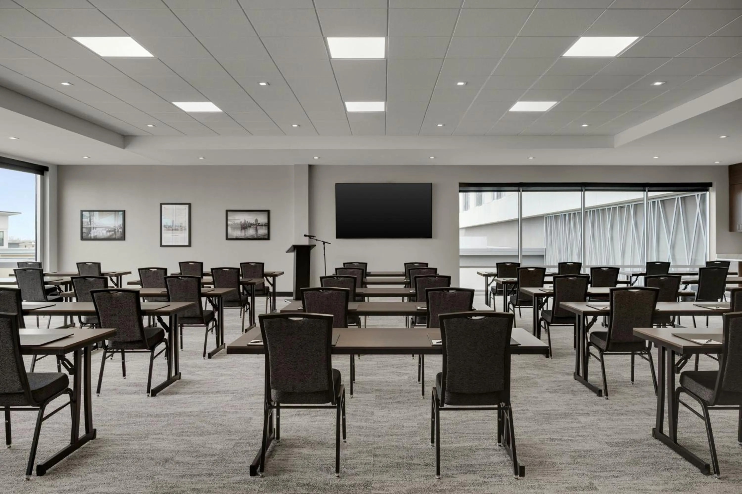 Meeting/conference room in AC Hotel Cincinnati at Liberty Center