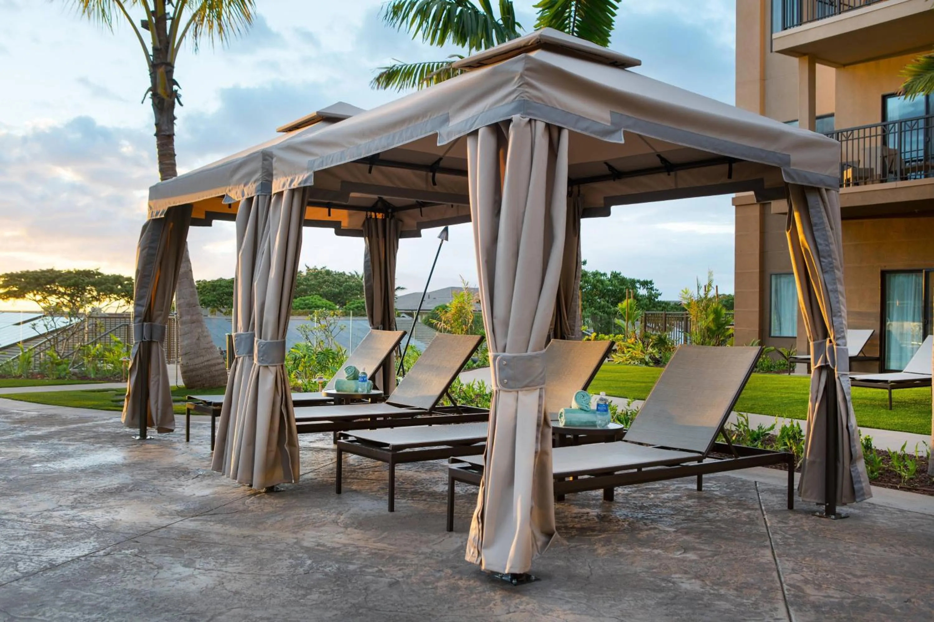 Swimming pool in Residence Inn by Marriott Maui Wailea