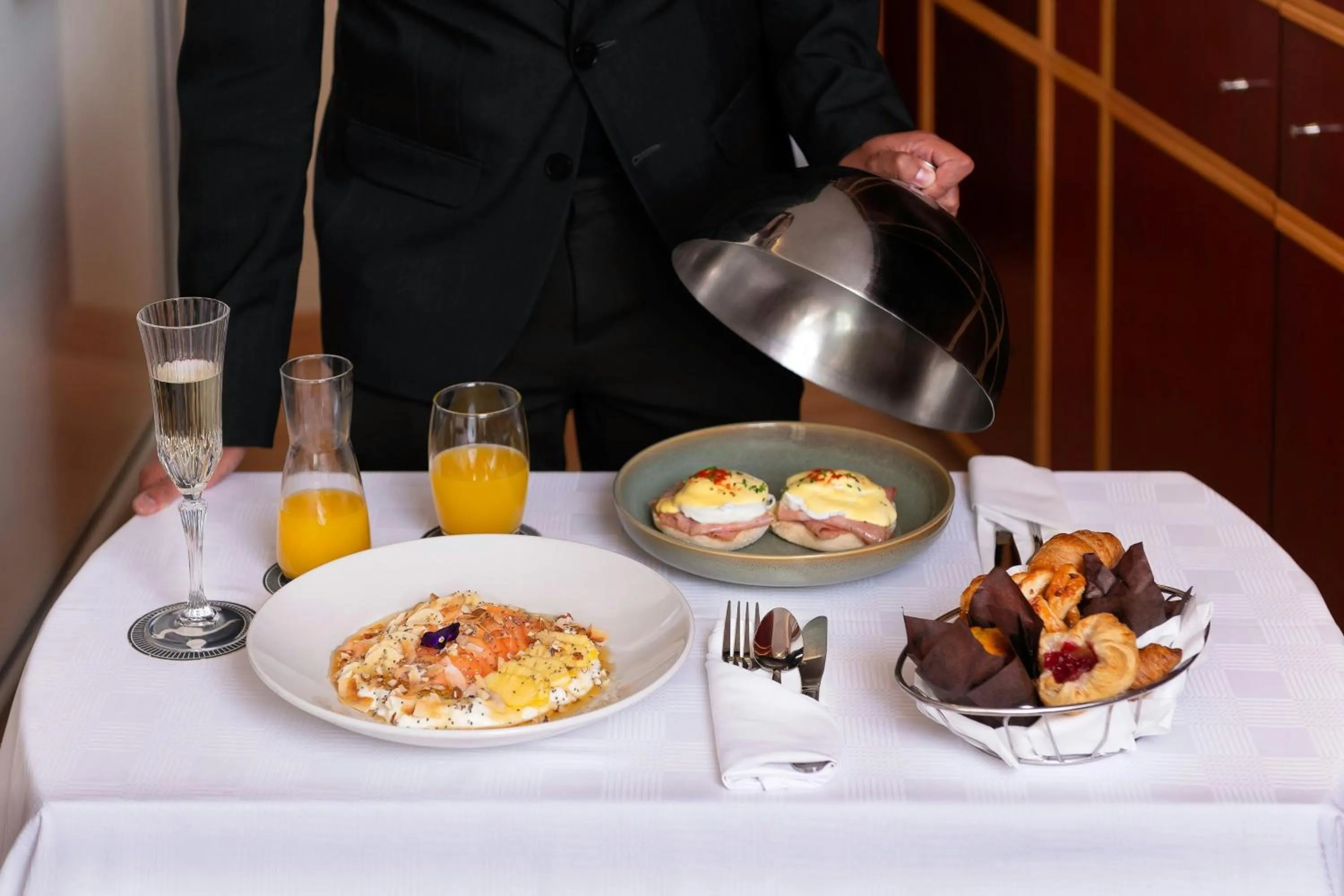 Other in African Pride Melrose Arch, Autograph Collection