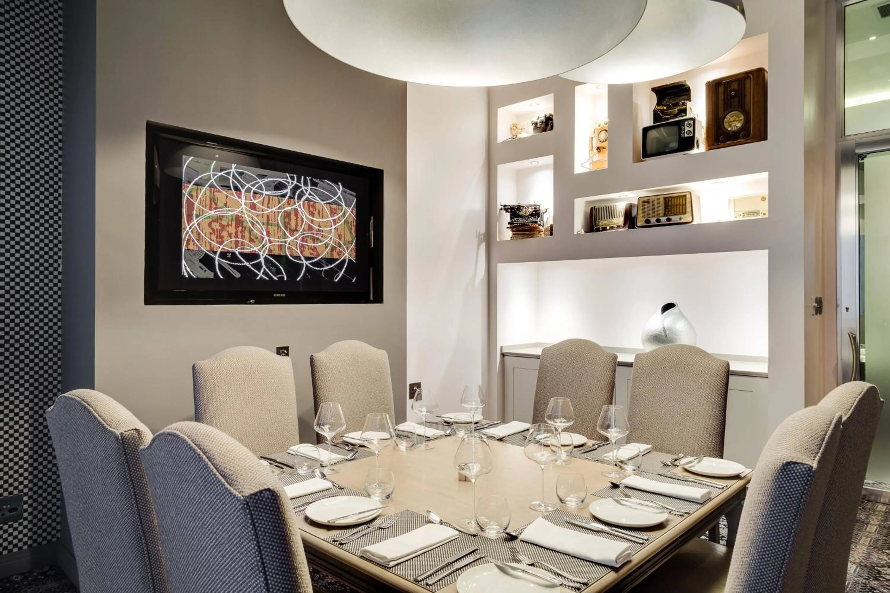 Restaurant/places to eat in African Pride Melrose Arch, Autograph Collection