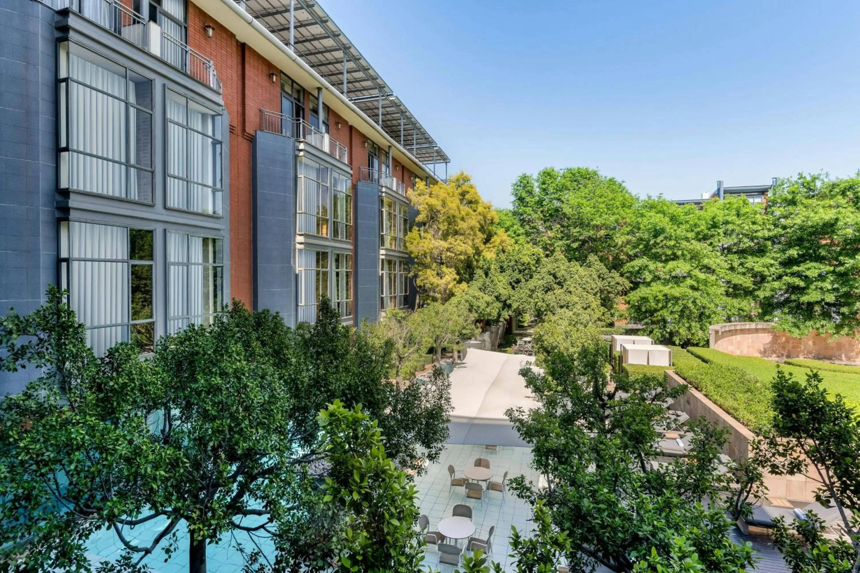 Photo of the whole room in African Pride Melrose Arch, Autograph Collection