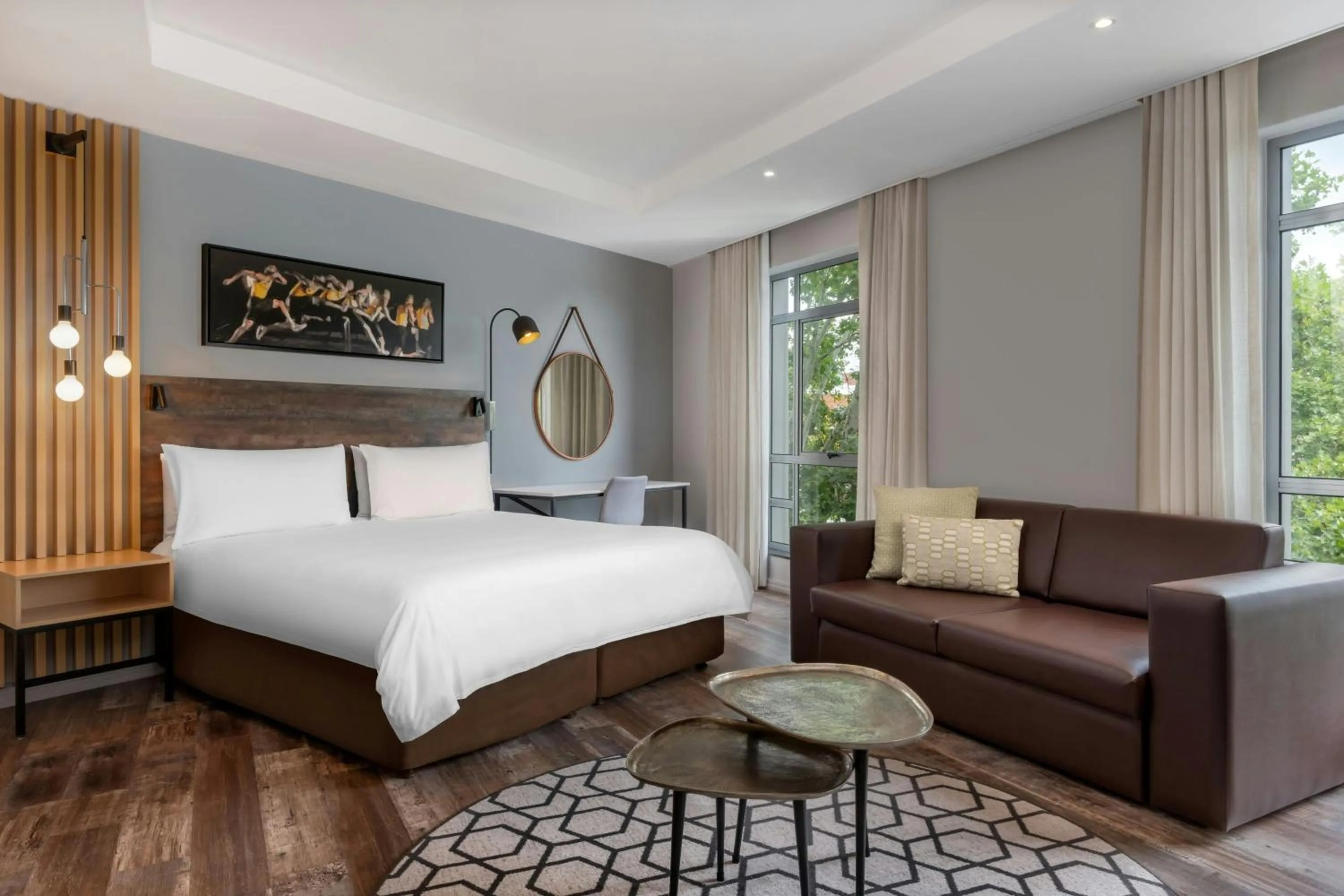 Photo of the whole room, Bed in Protea Hotel by Marriott Johannesburg Wanderers