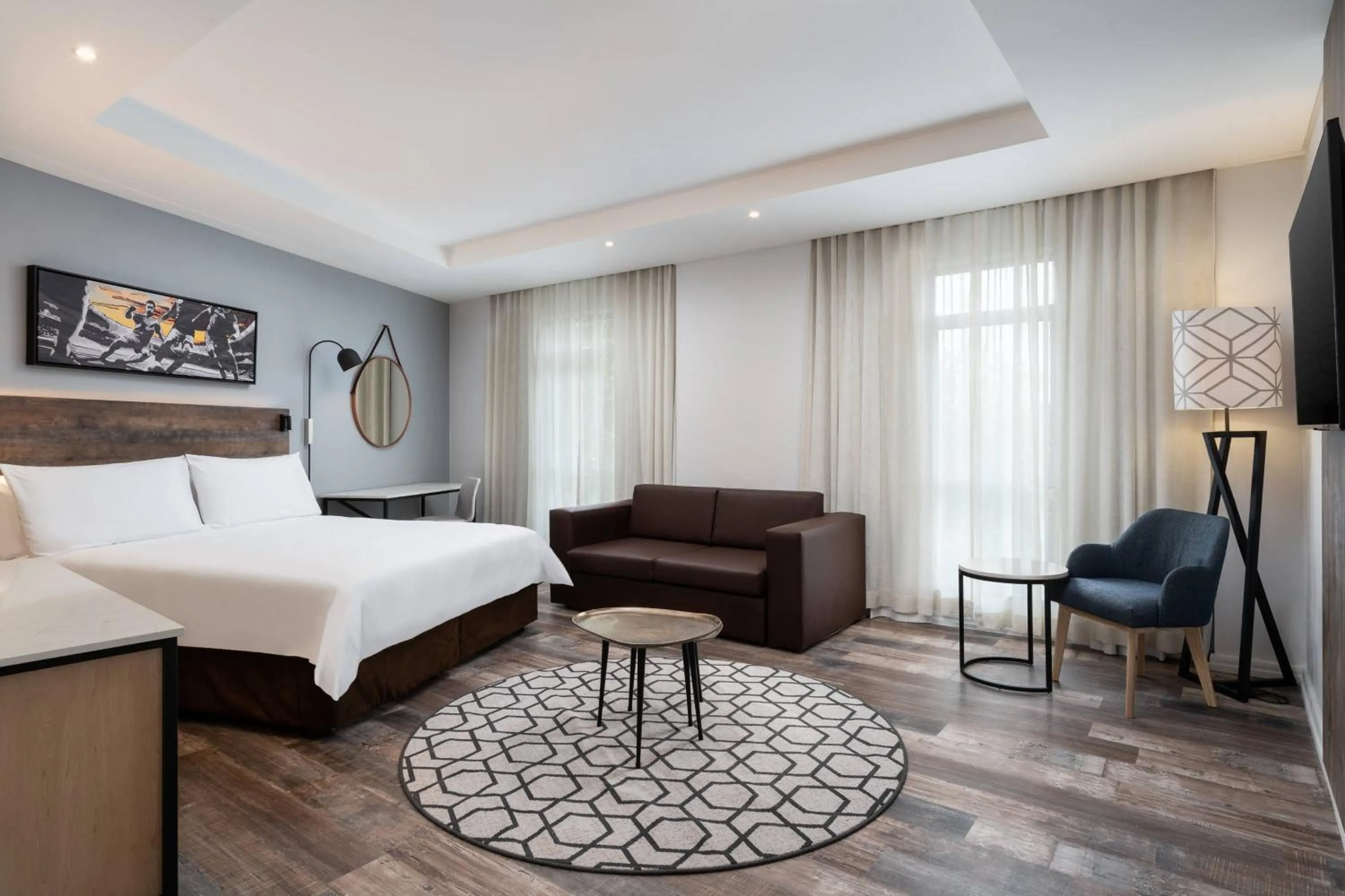 Photo of the whole room, Bed in Protea Hotel by Marriott Johannesburg Wanderers