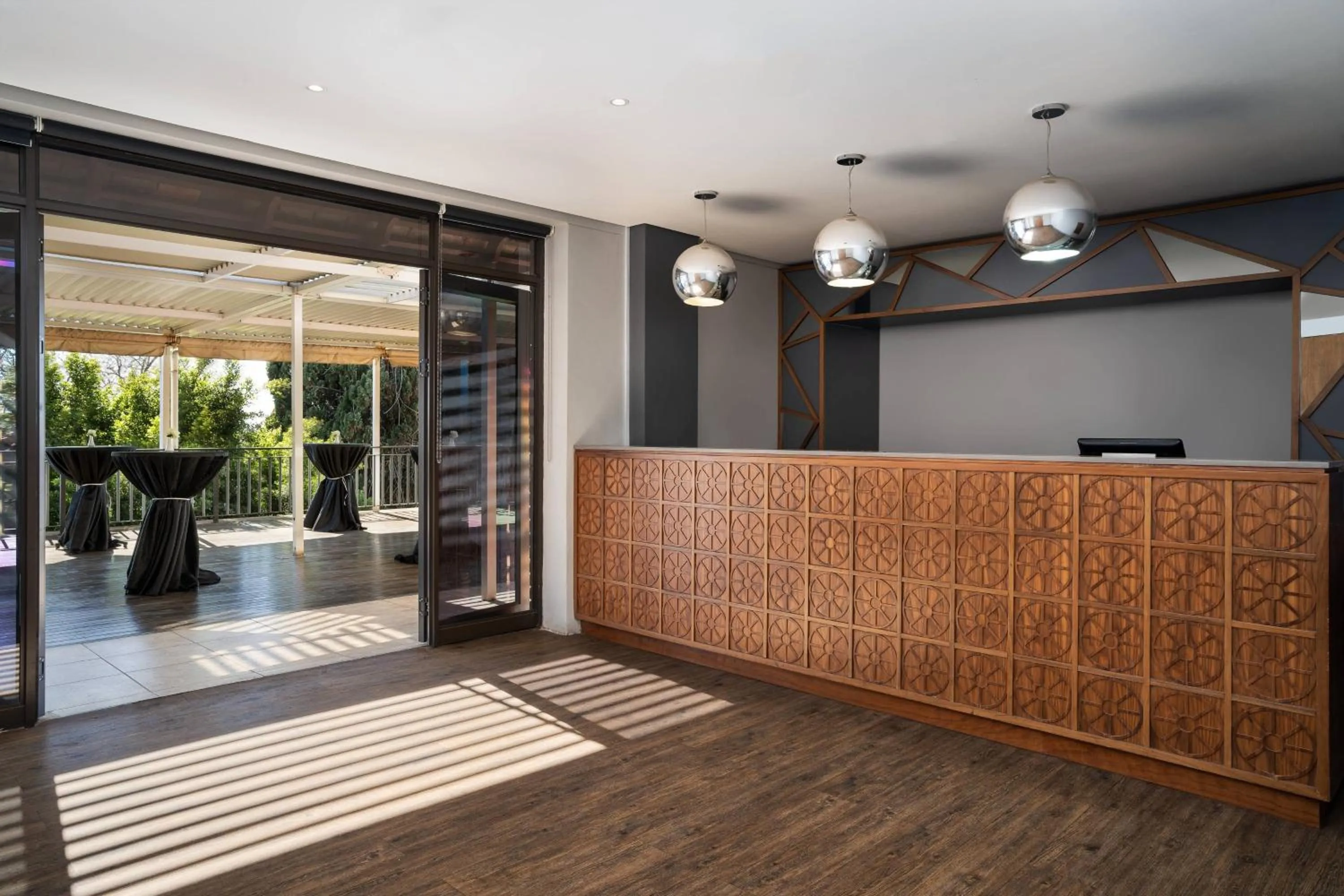 Lounge or bar in Protea Hotel by Marriott Johannesburg Wanderers