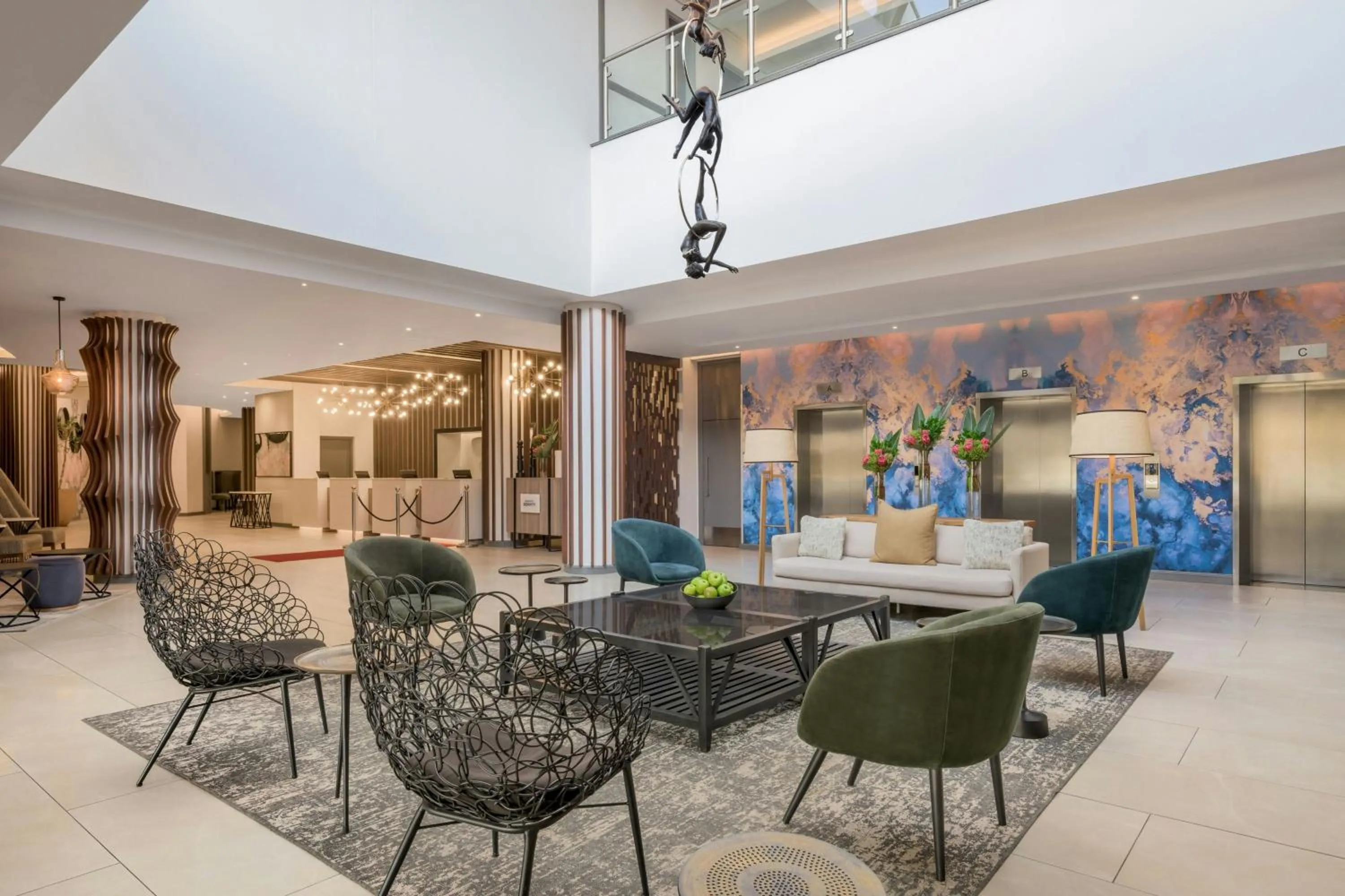 Lobby or reception in Protea Hotel by Marriott Johannesburg Wanderers